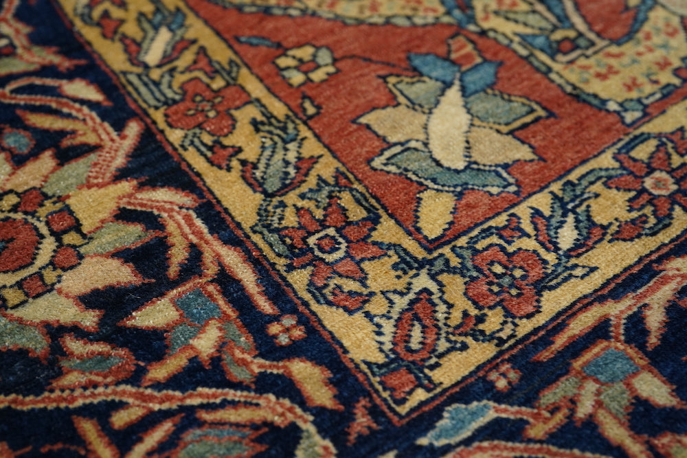 Antique Farahan Sarouk Rug 4'7'' x 6'8''