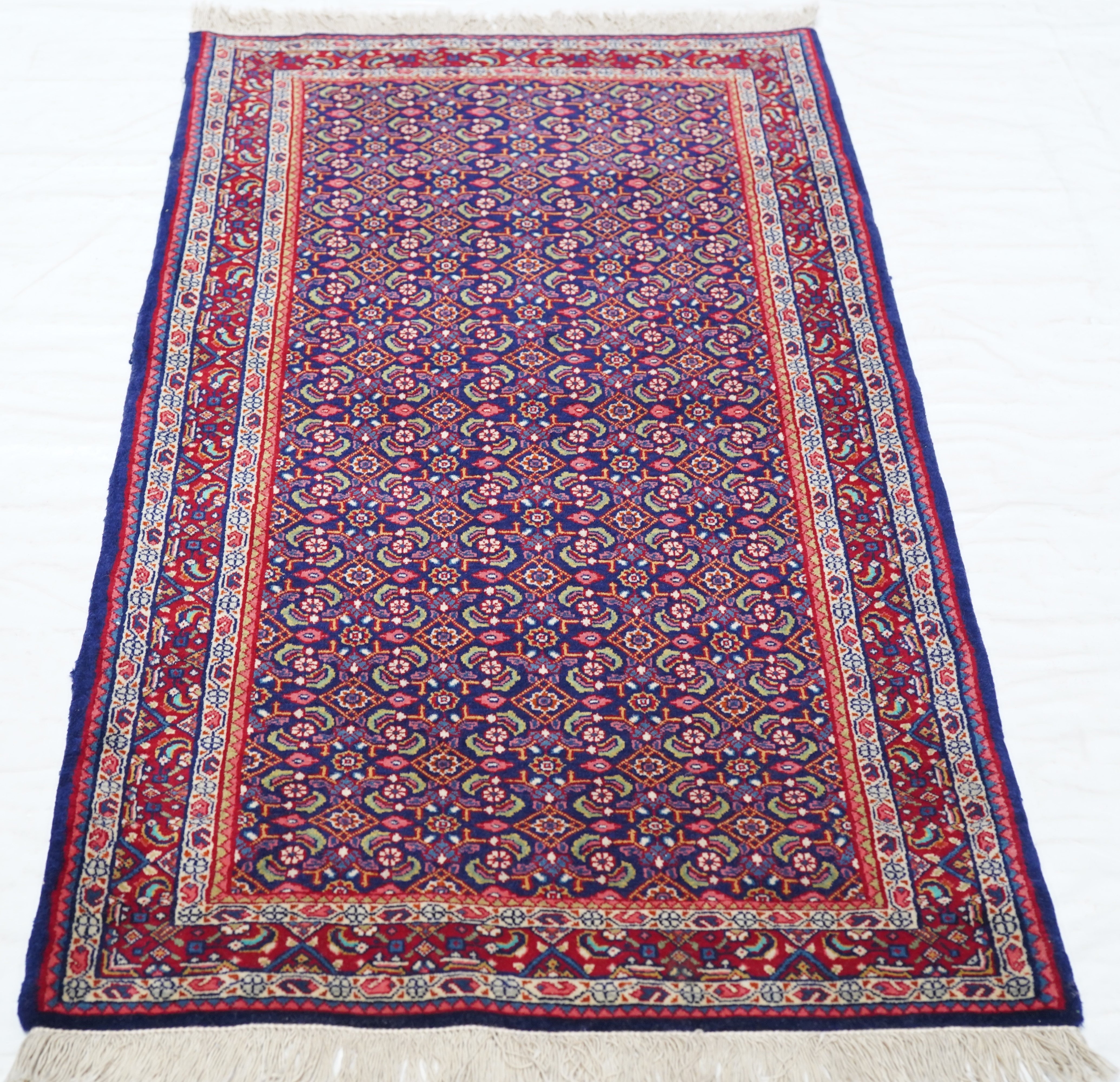 Vintage Sarouk Rug 2'3'' x 4'5''