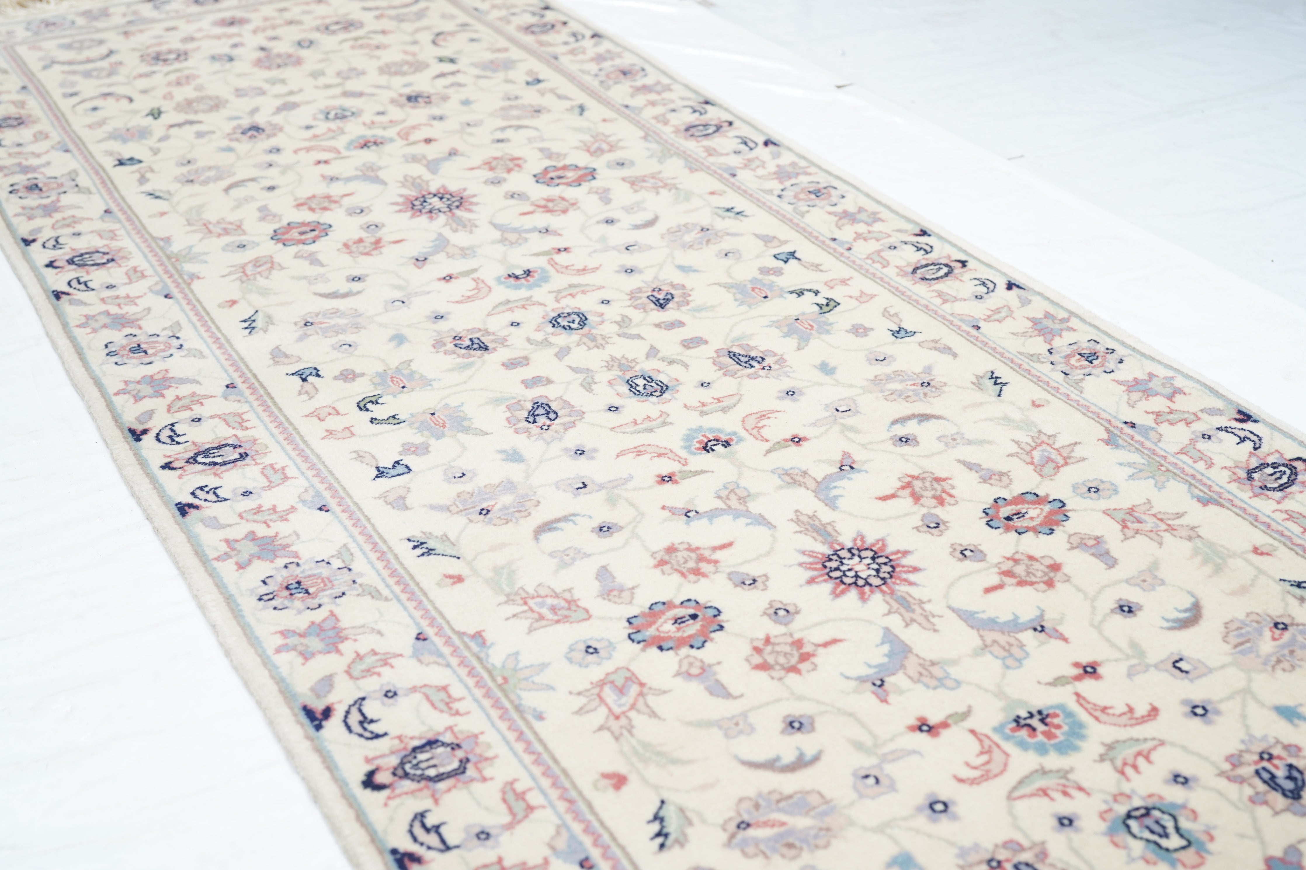 Tabriz Design Wool Runner 2'6'' x 8'0"