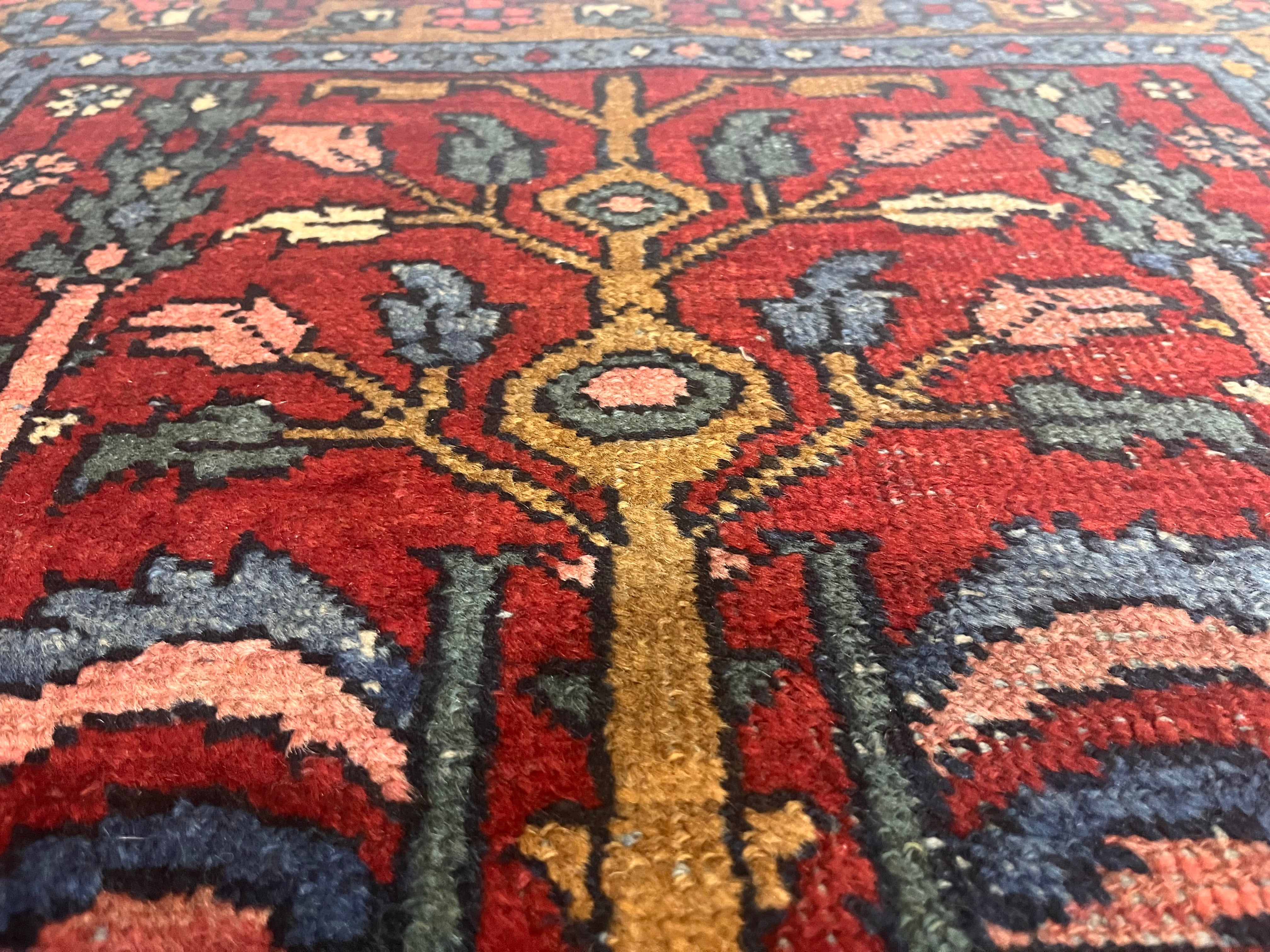 Antique Heriz Rug 2'9" x 4' 6''