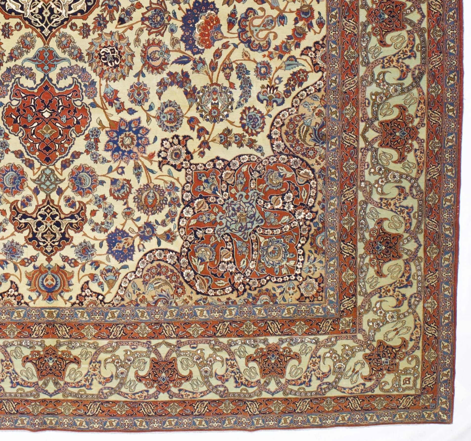 Extremely Fine Vintage Isfahan Rug 10' 0" x 15' 2''