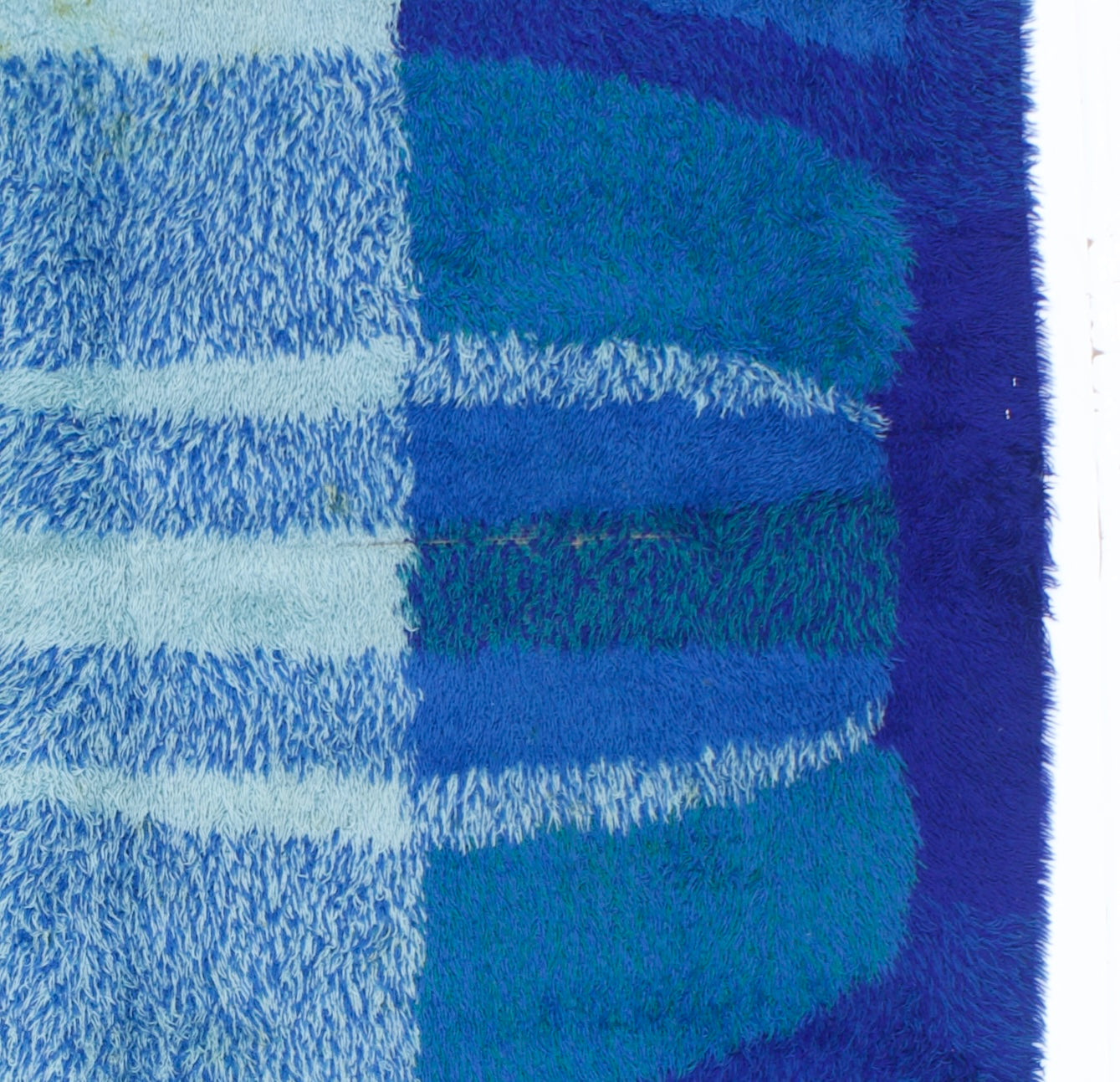 Scandinavian Artistic Mid Century Wool Rug 6' 6" x 9' 8"