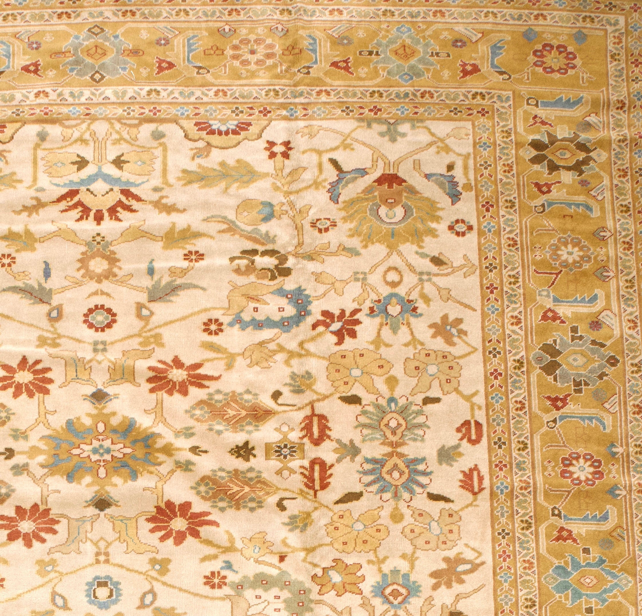 Fine Vintage Mahal Rug 12' 7'' x 19'0"