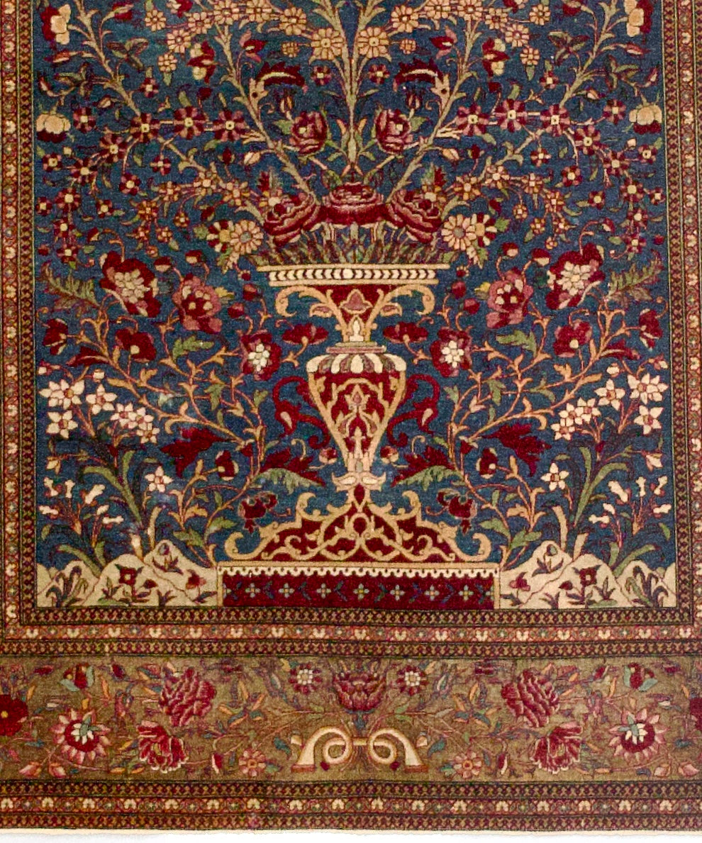 Antique Tehran Vase Design Rug 4'8" x 6' 9"