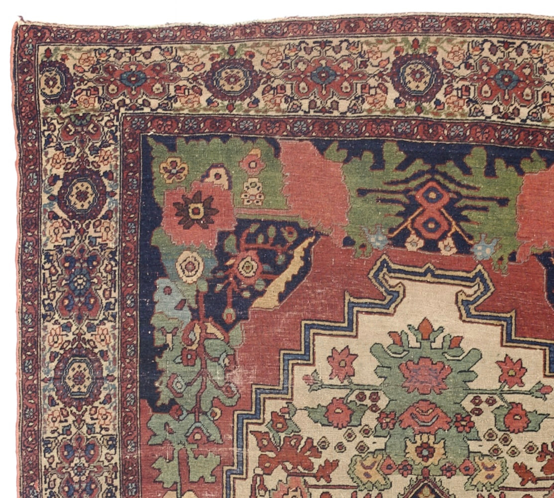 Antique Farahan Sarouk Rug 4' 4'' x 6' 4"