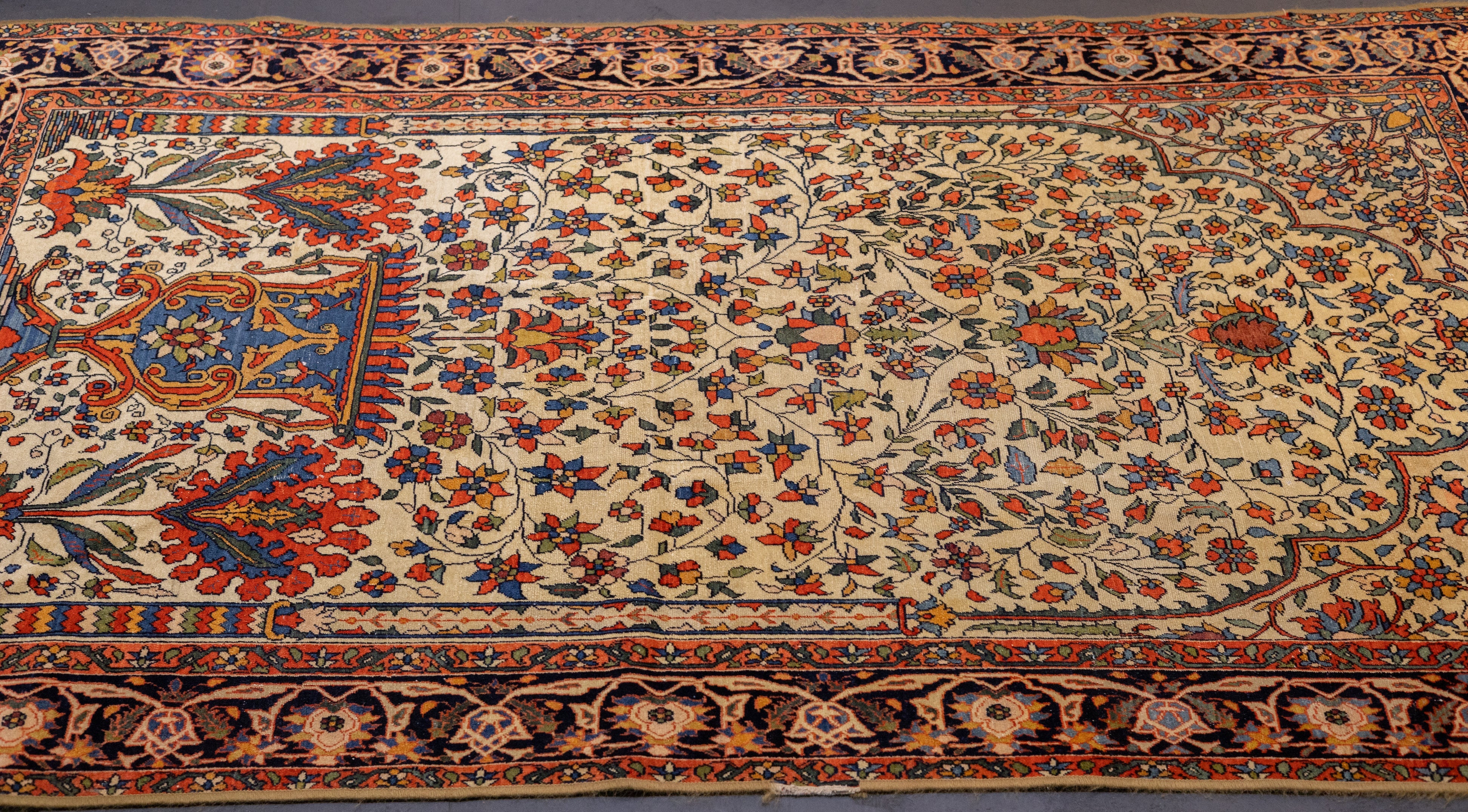 Antique Farahan Sarouk 4'4" x 7'3"