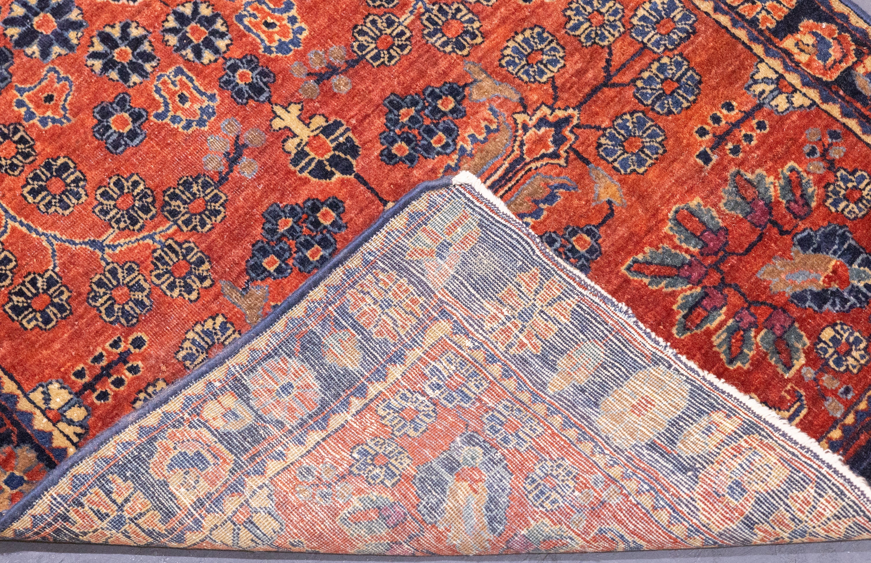 Fine Antique Mohajeran Sarouk Rug 2'5'' x 4'9''