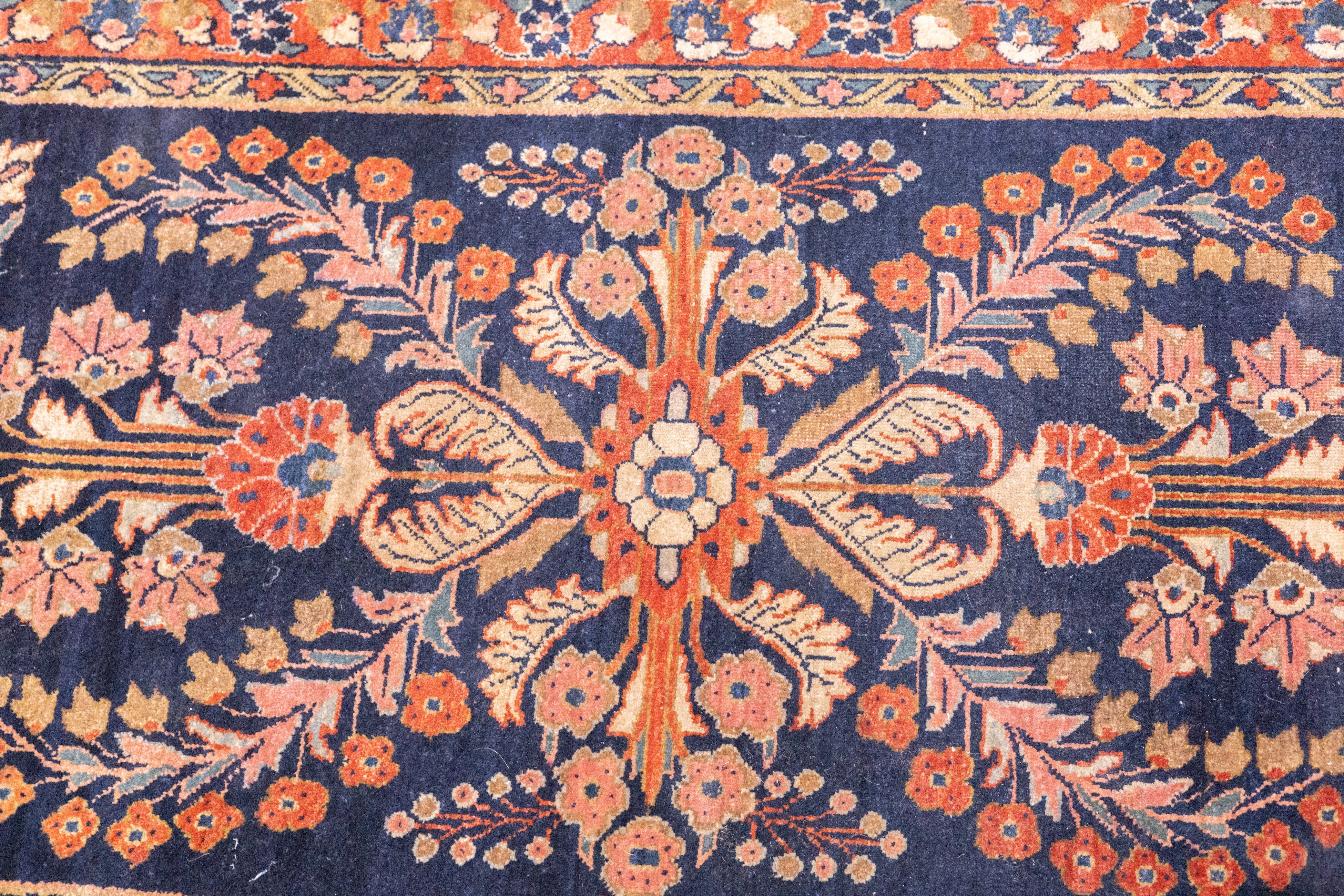 Fine Antique Mohajeran Sarouk Rug 2'7'' x 5'4''