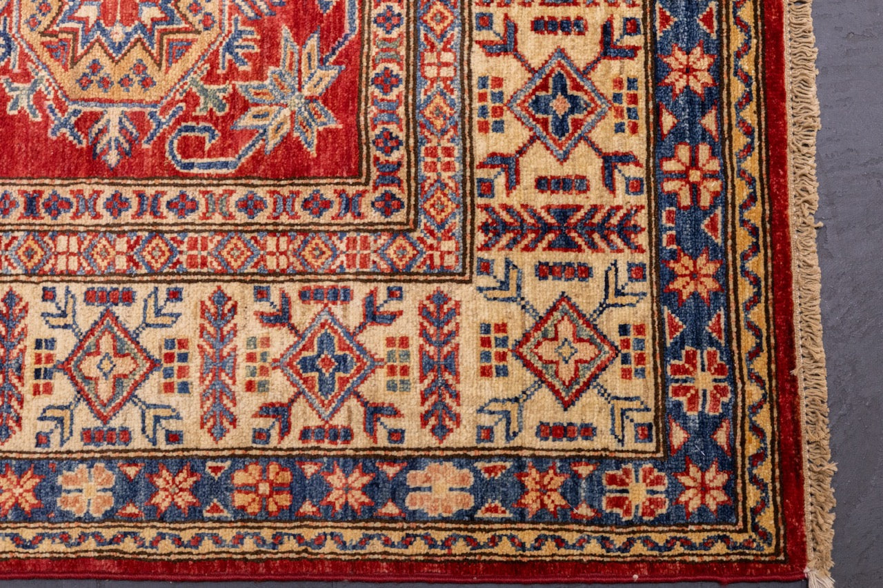 Fine PAK Kazak Wool Rug 5'6" x 7' 10"