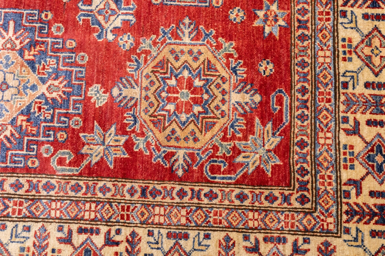 Fine PAK Kazak Wool Rug 5'6" x 7' 10"