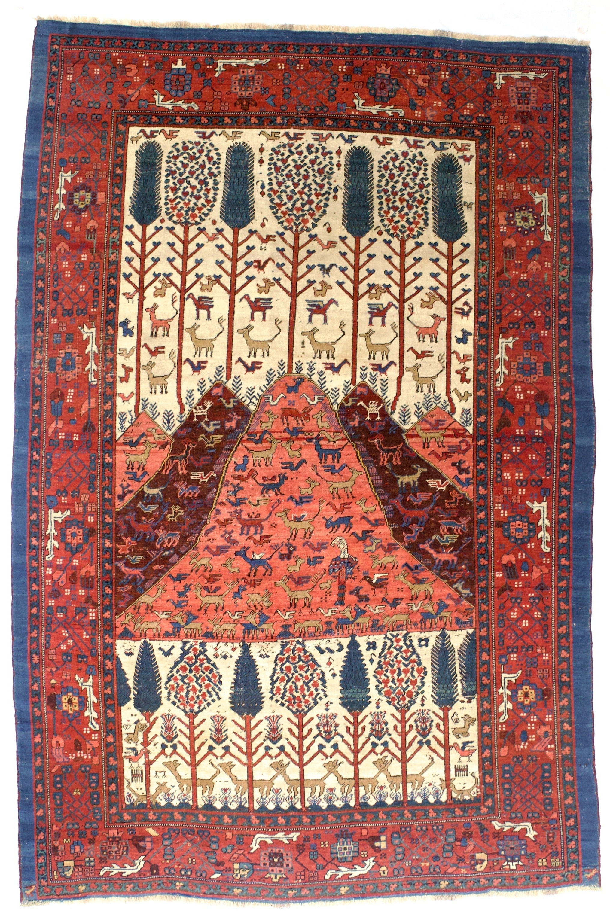 Fine Antique Persian Bakhshayesh Rug 5' 9" x 8' 7"