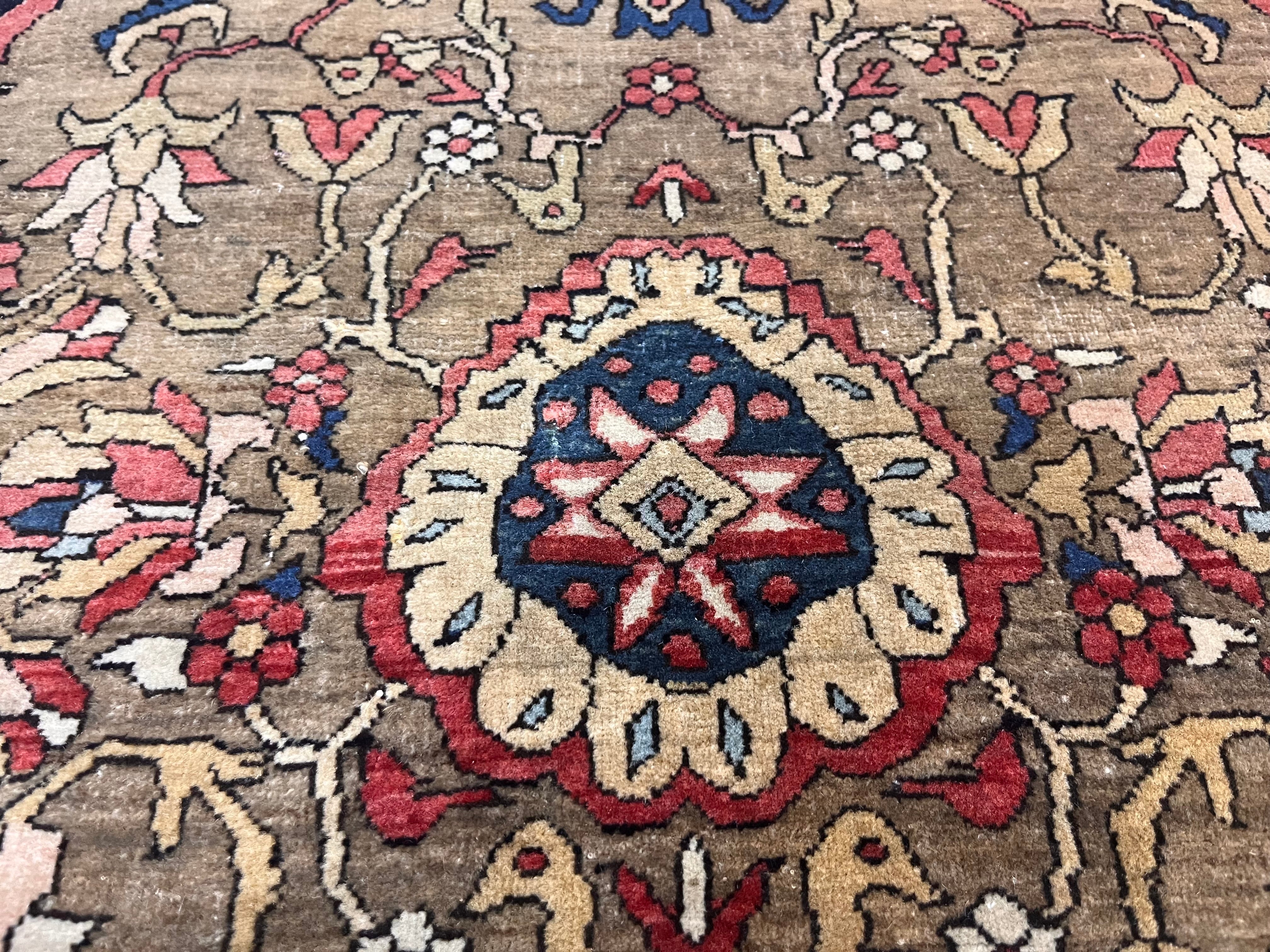 Antique Farahan Rug 4' 4" x 6' 7"