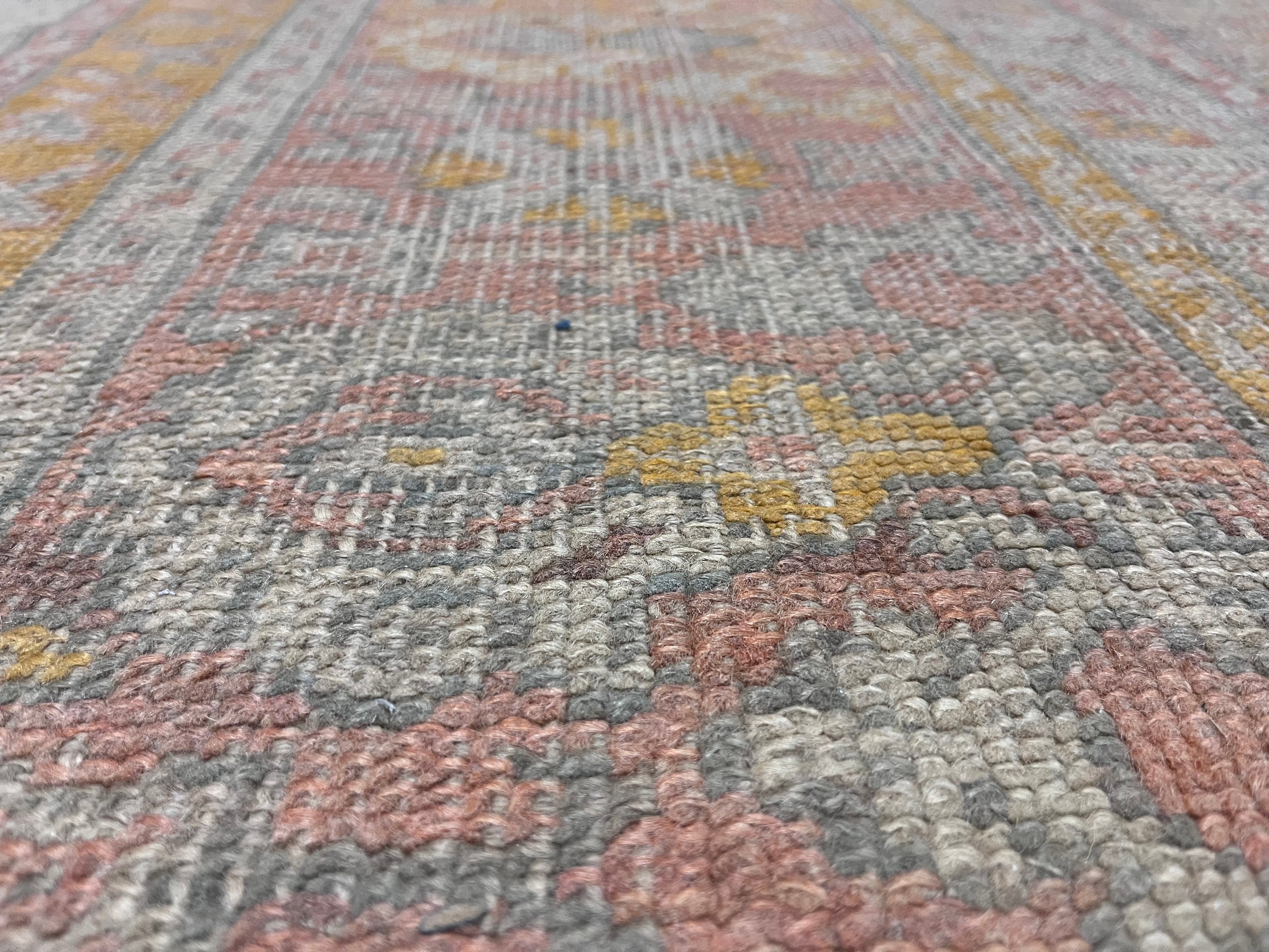 Fine Antique Oushak Rug 8' 8'' x 12' 0"