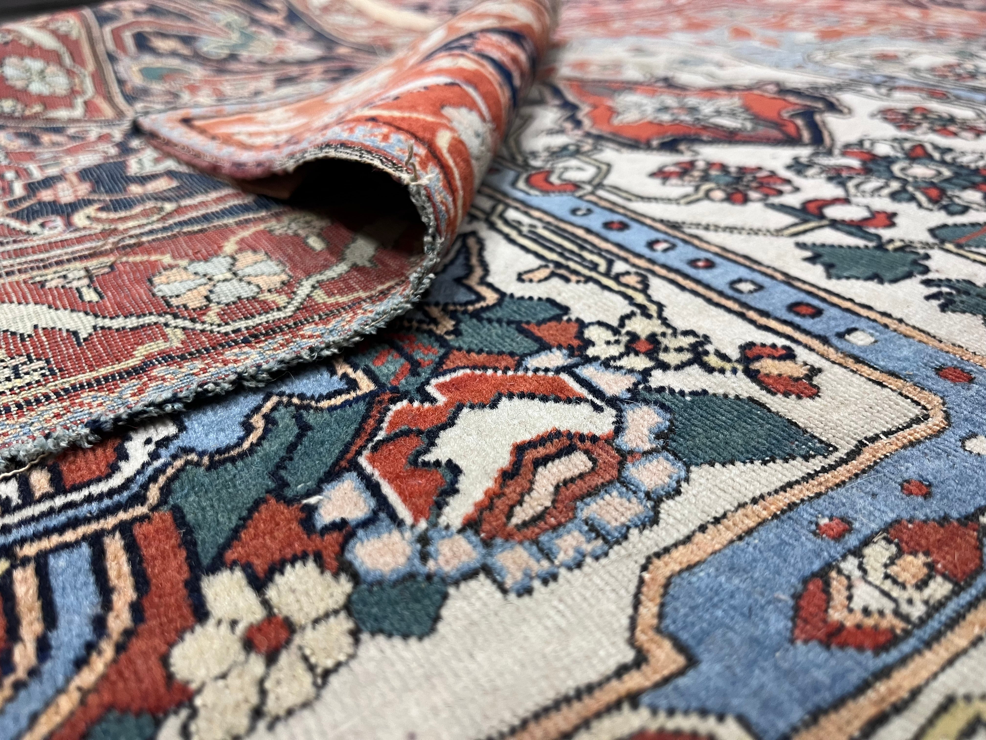 Extremely Fine Antique Mohtasham Kashan Rug 4'6" x 7' 3"