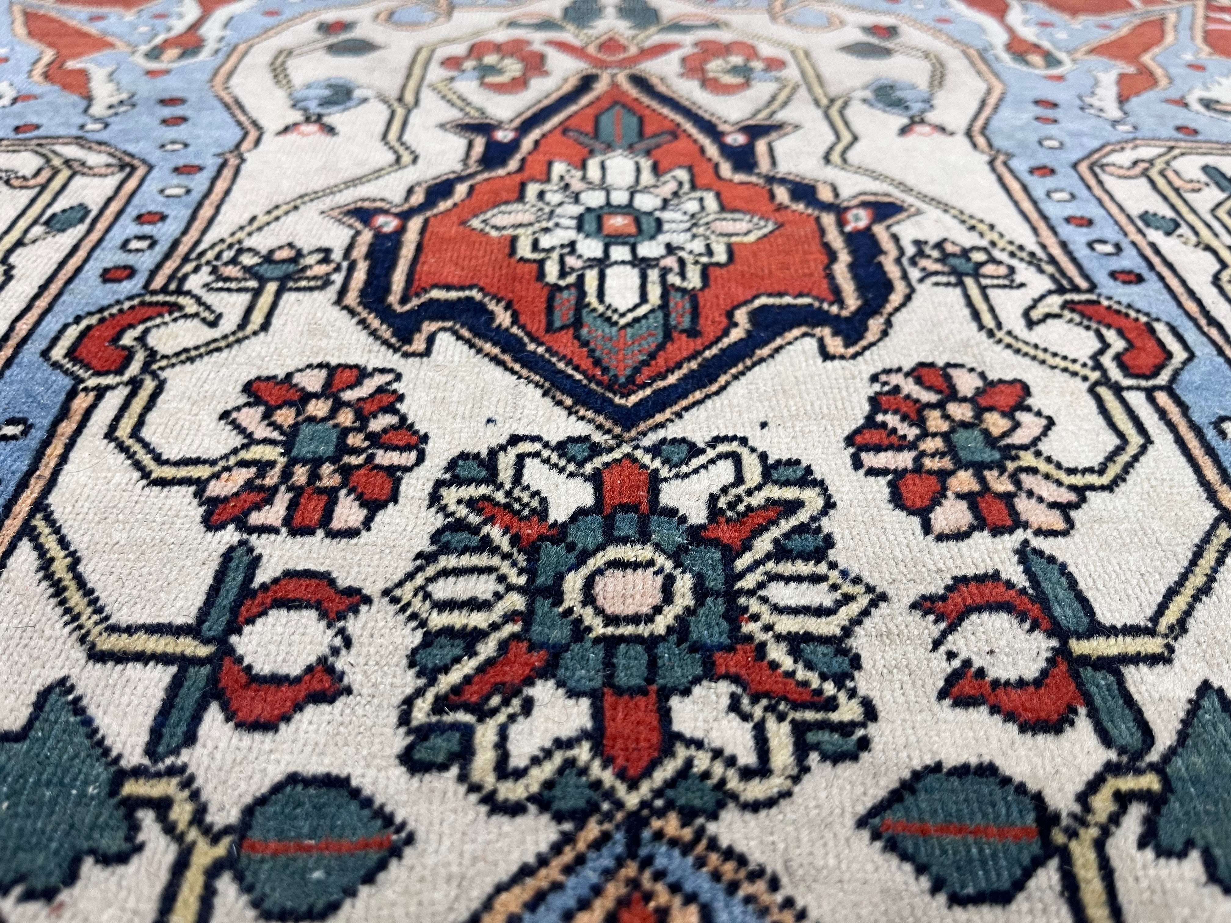 Extremely Fine Antique Mohtasham Kashan Rug 4'6" x 7' 3"