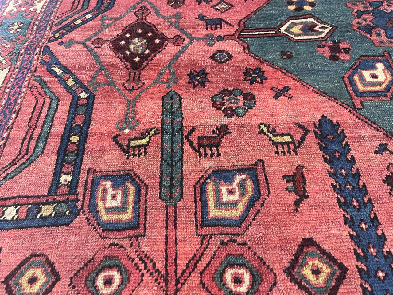 Fine Antique Bakhshayesh Tribal Wool Rug 5'6" x 7'7"