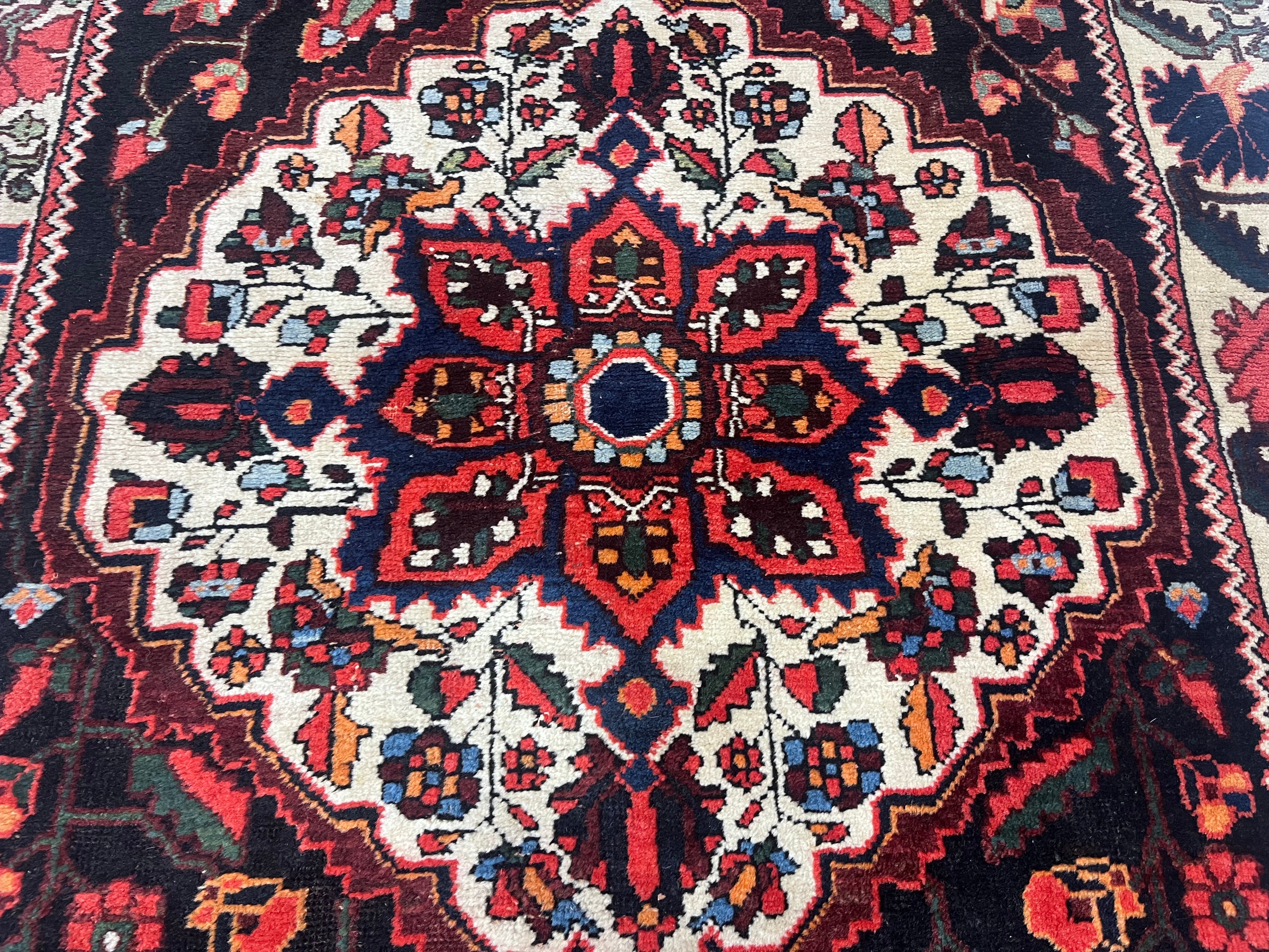 Fine Antique Bakhtiari Rug 3' 4'' x 9' 11''
