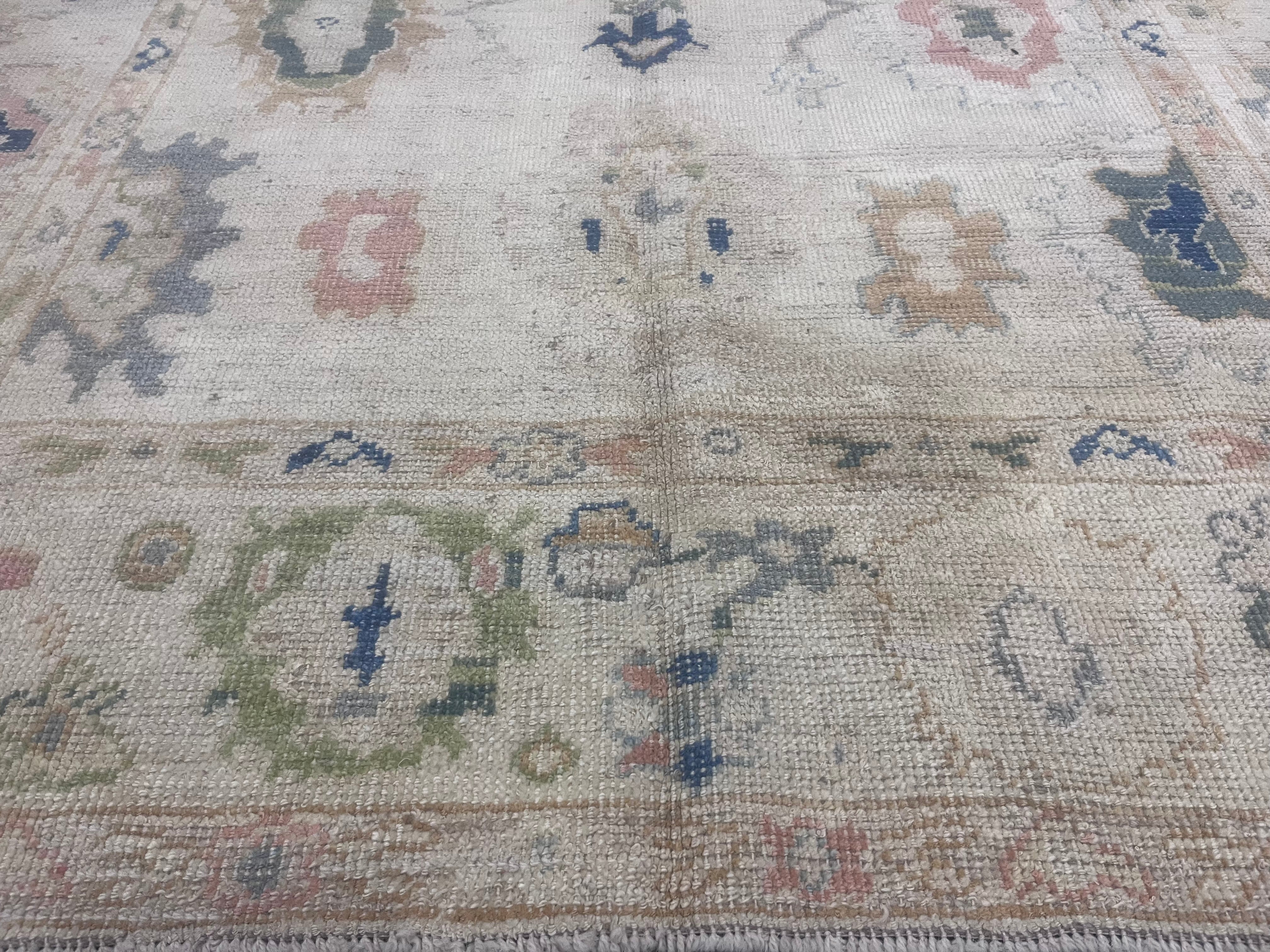 Fine Vintage Moroccan Wool Rug 6'1" x 9' 10''