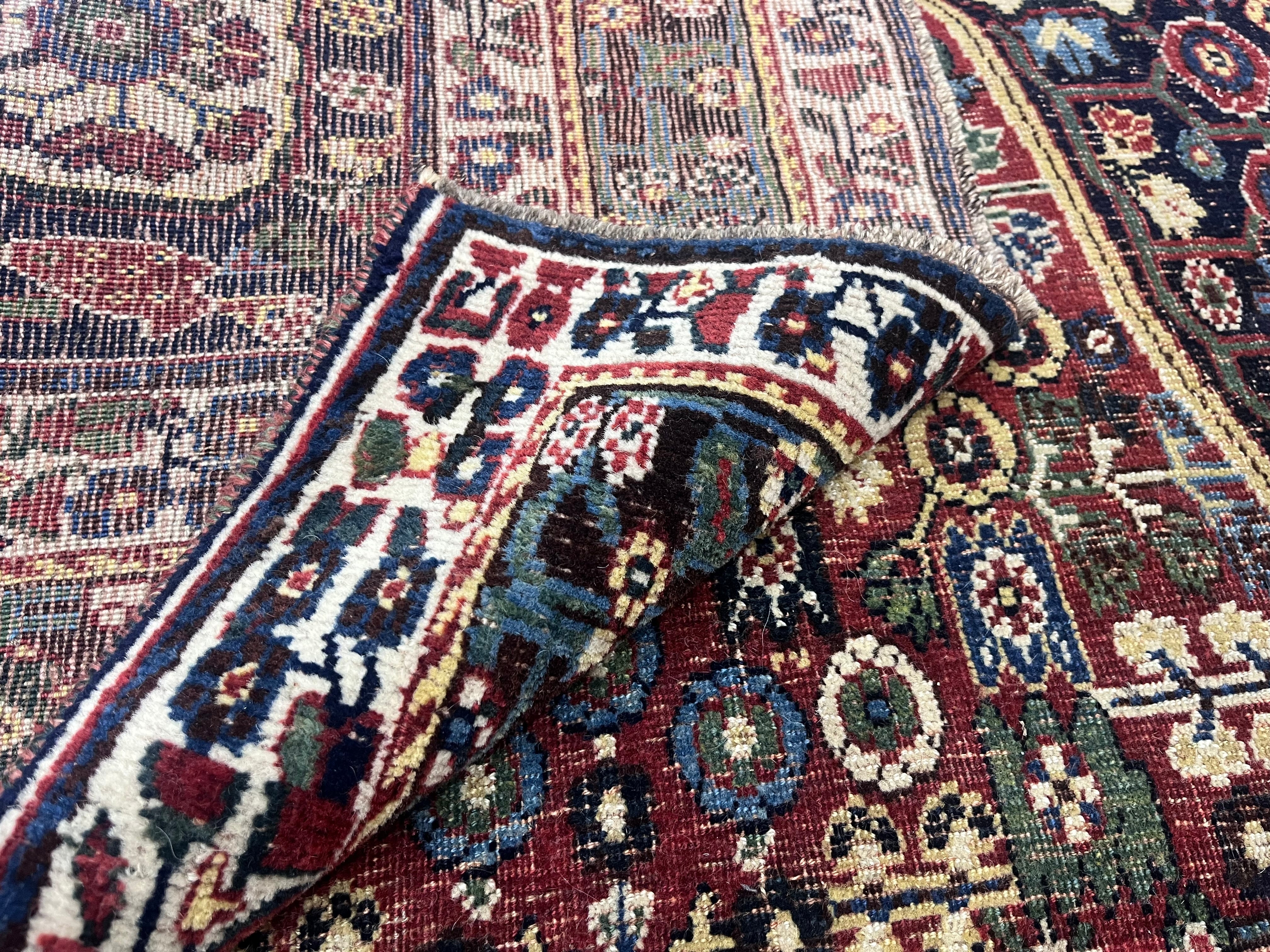 Fine Antique Qashqai Tribal Wool Rug 4'9" x 8' 2''