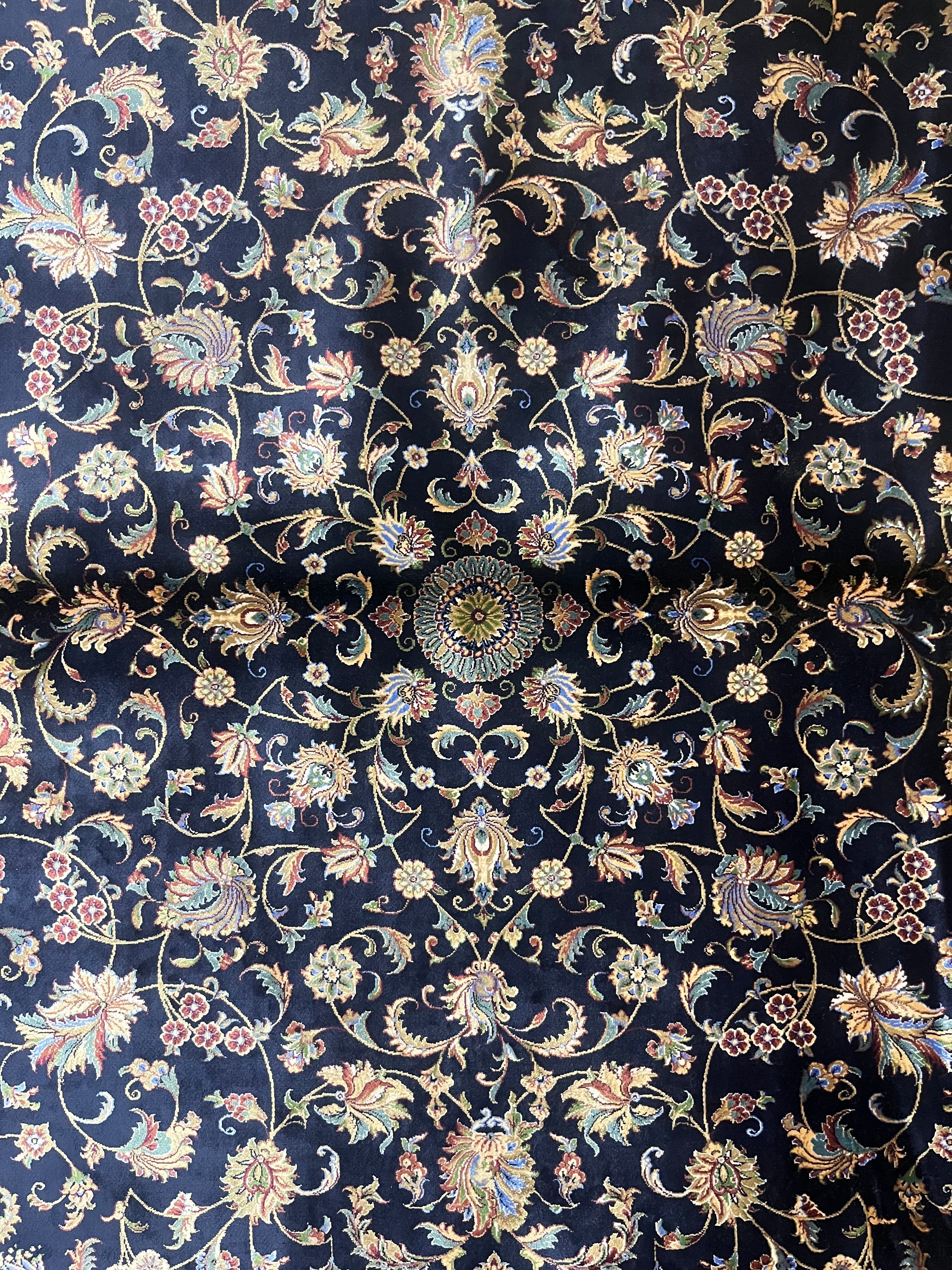 Modern Silk Design Rug 6'4'' x 9'7''