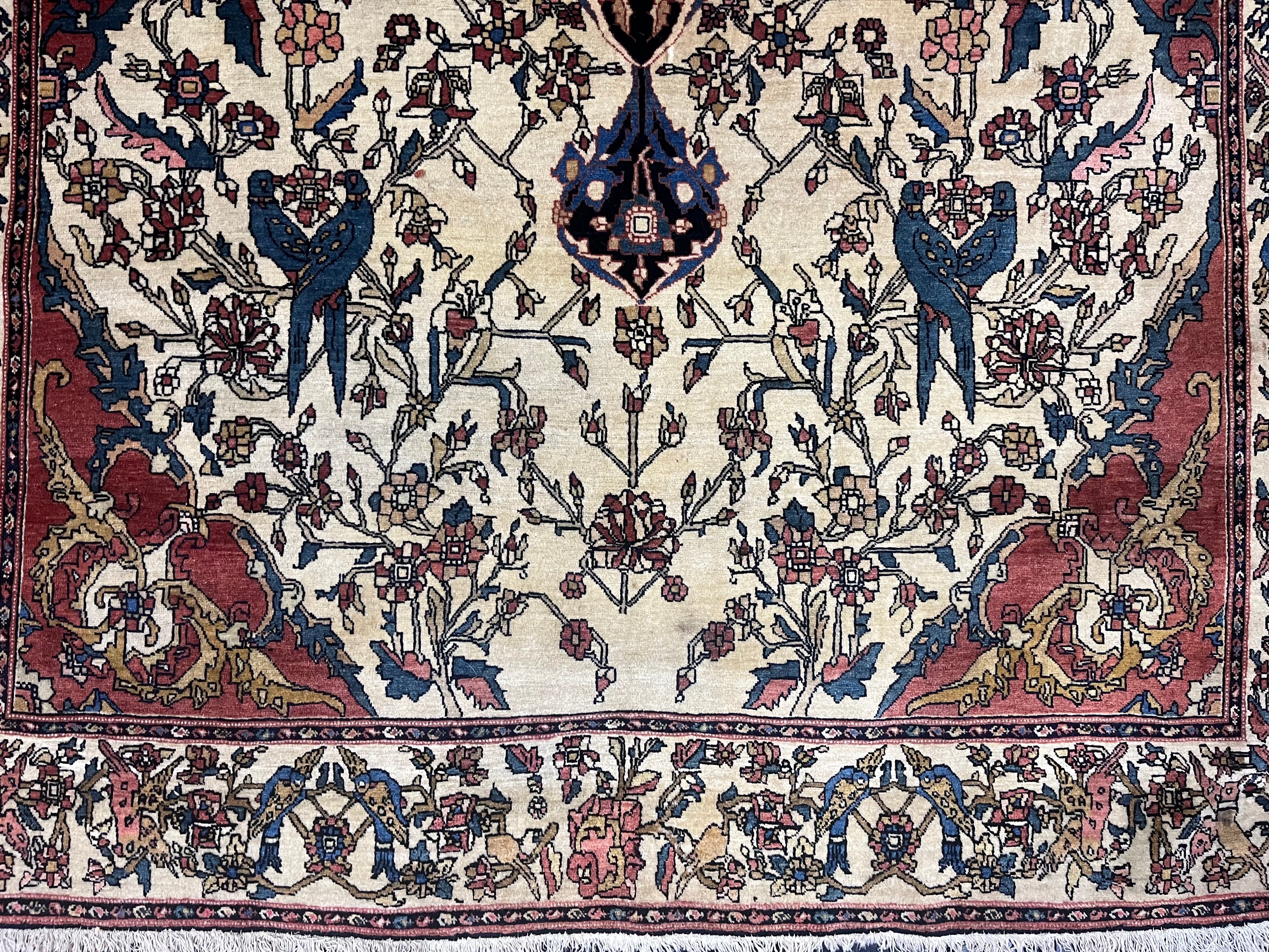 Fine Antique Farahan Sarouk Wool Rug 4'5" x 6' 8''