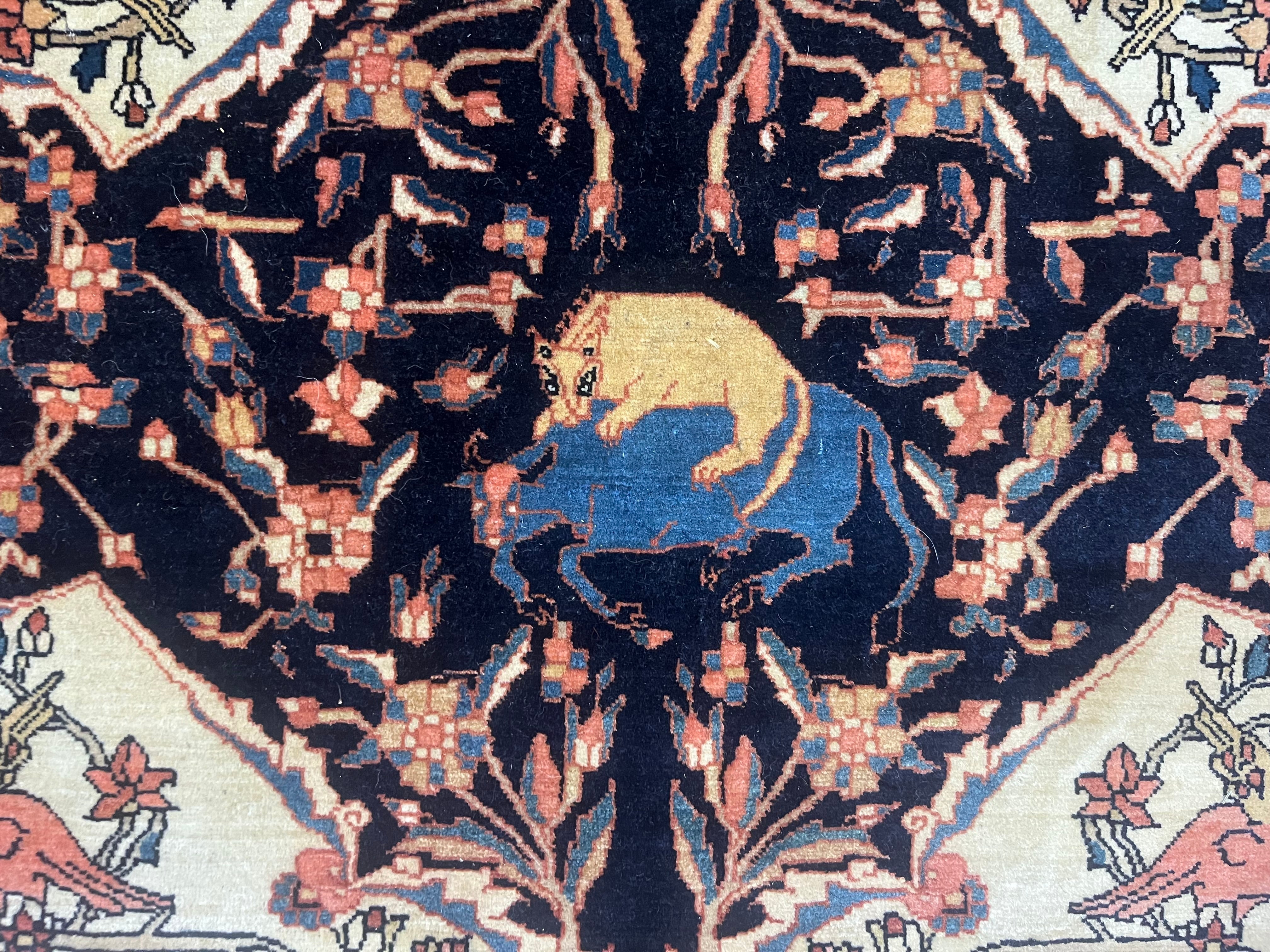 Fine Antique Farahan Sarouk Wool Rug 4'5" x 6' 8''