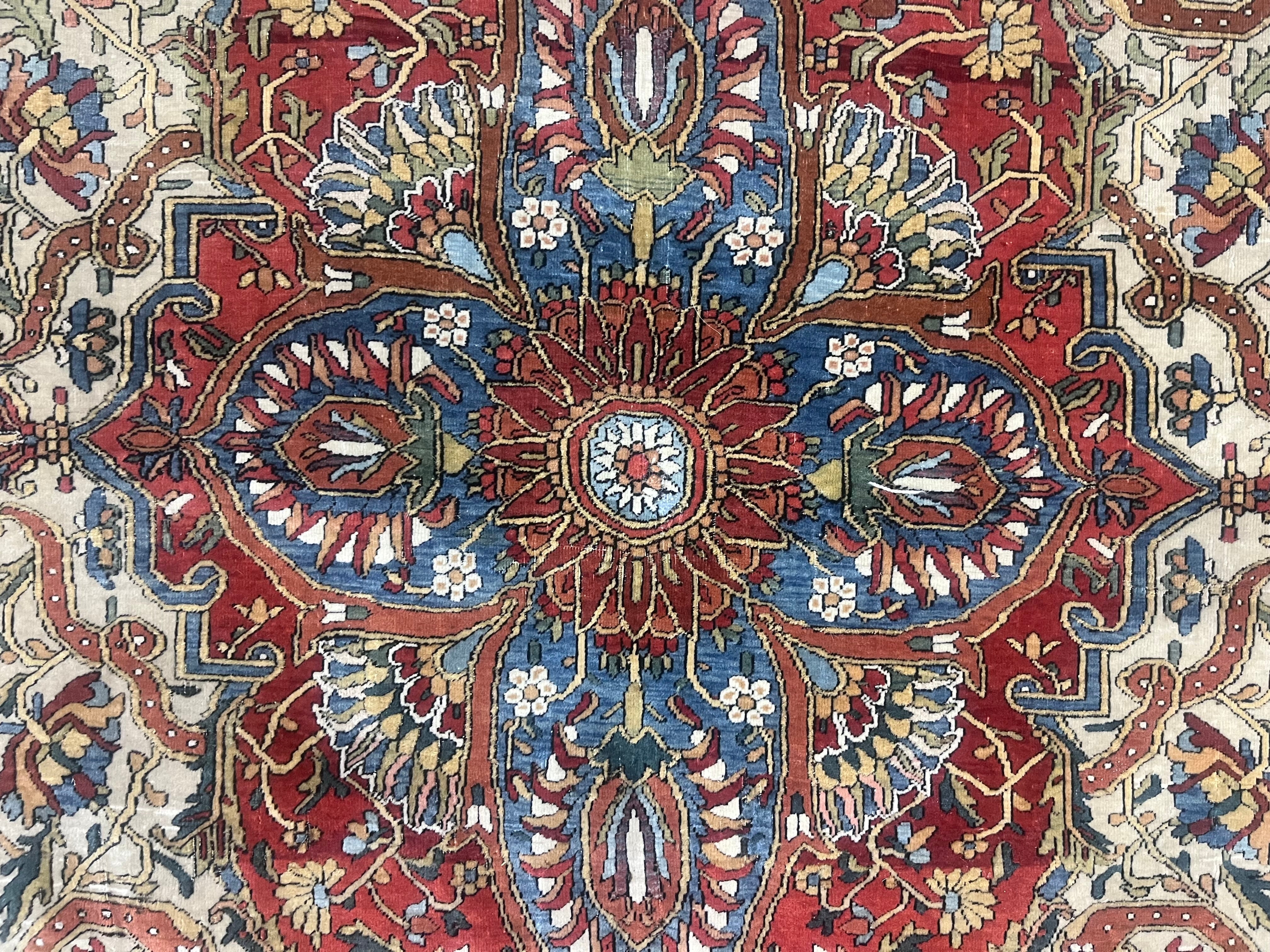 Fine Antique Mohtasham Kashan Wool Rug 4'5" x 7' 9''