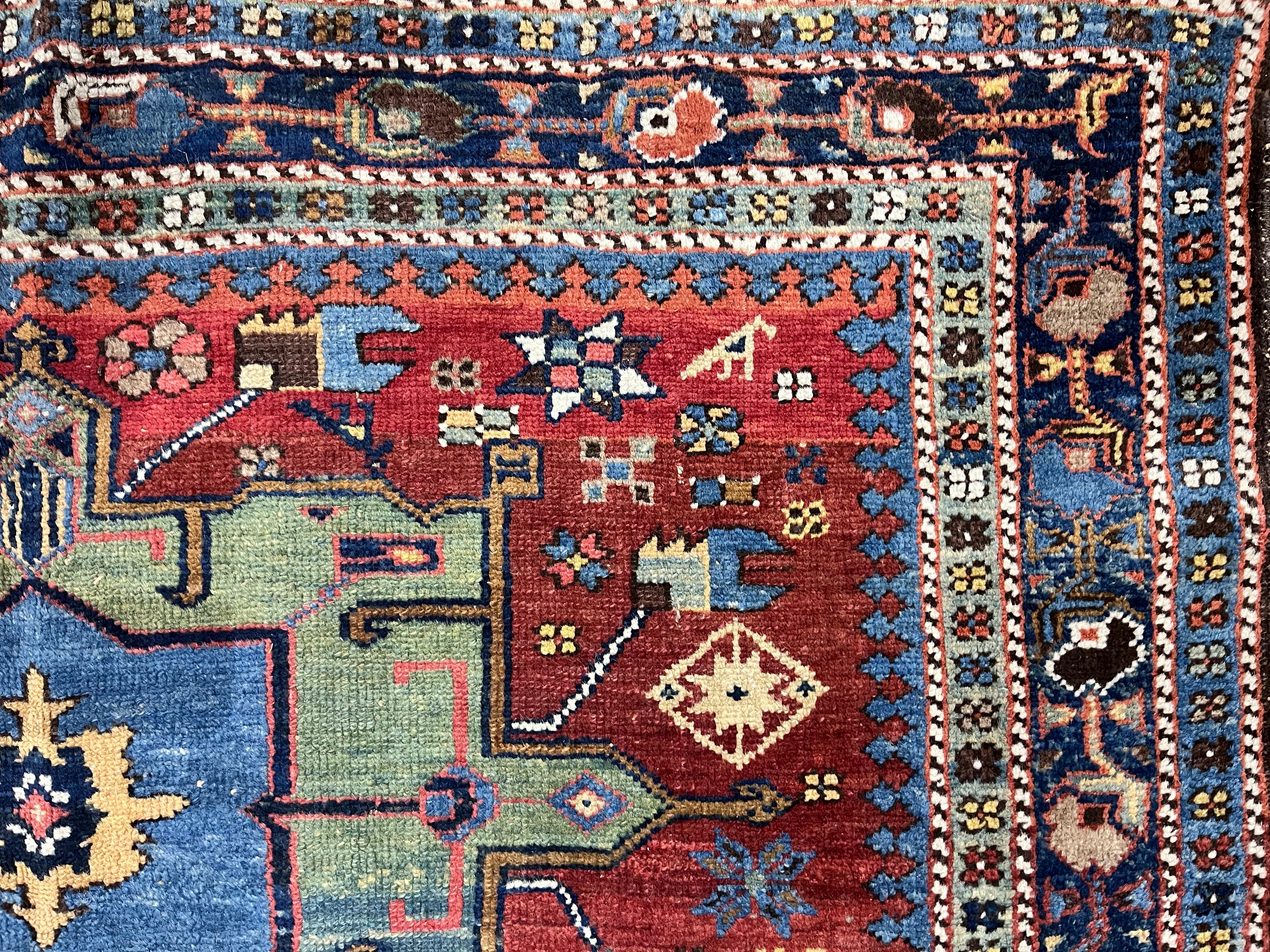 Fine Antique Heriz Rug 4'10" x 6' 10''