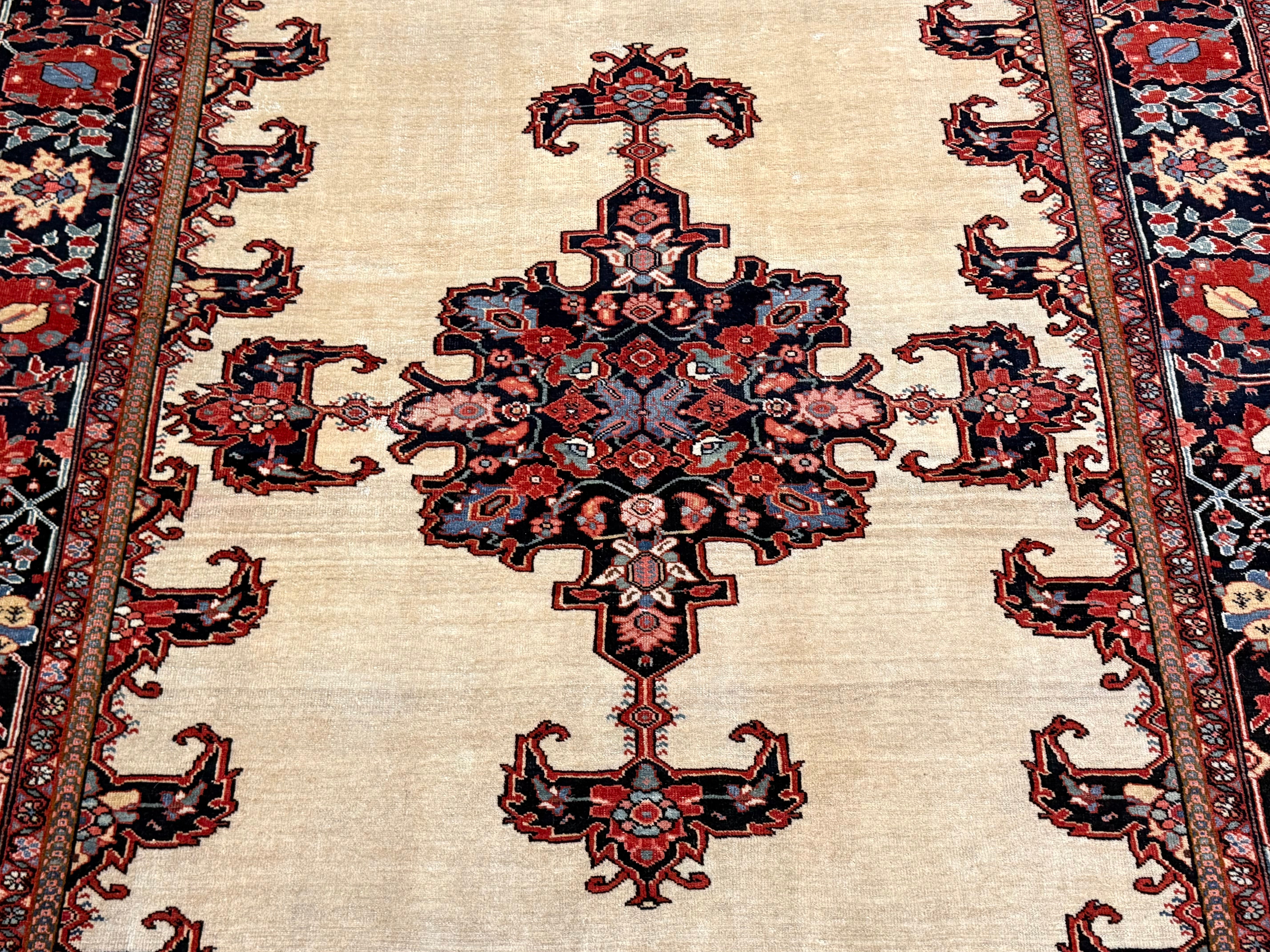 Extremely Fine Antique Farahan Sarouk Rug 4' 3'' x 6' 9''