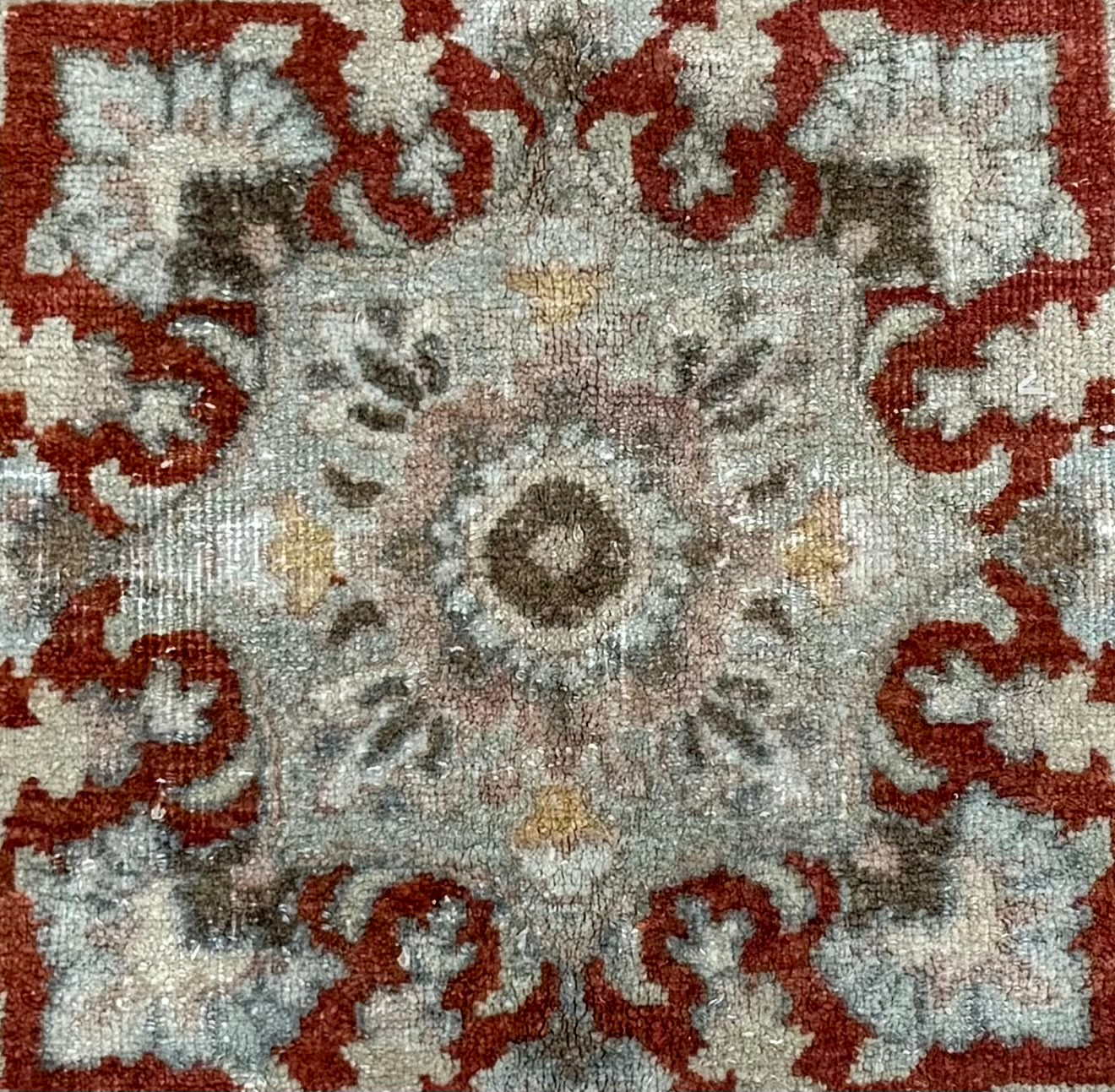 Fine Tabriz Rug 10' x 12' 11''