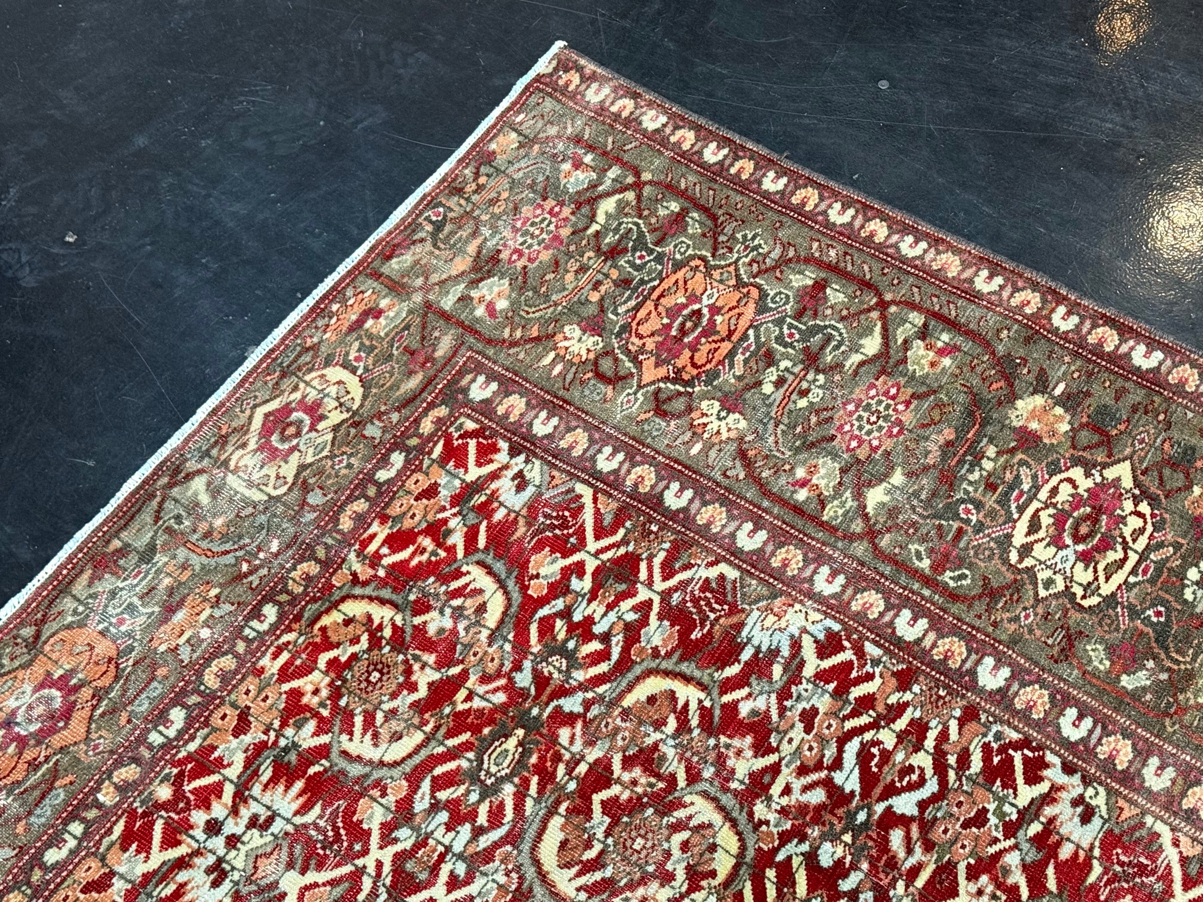Extremely Fine Antique Mishan Malayer Rug 7' 0" x 9' 5"