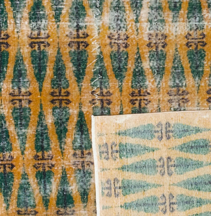 Fine Vintage Art Deco Rug 5'1" x 8' 0"