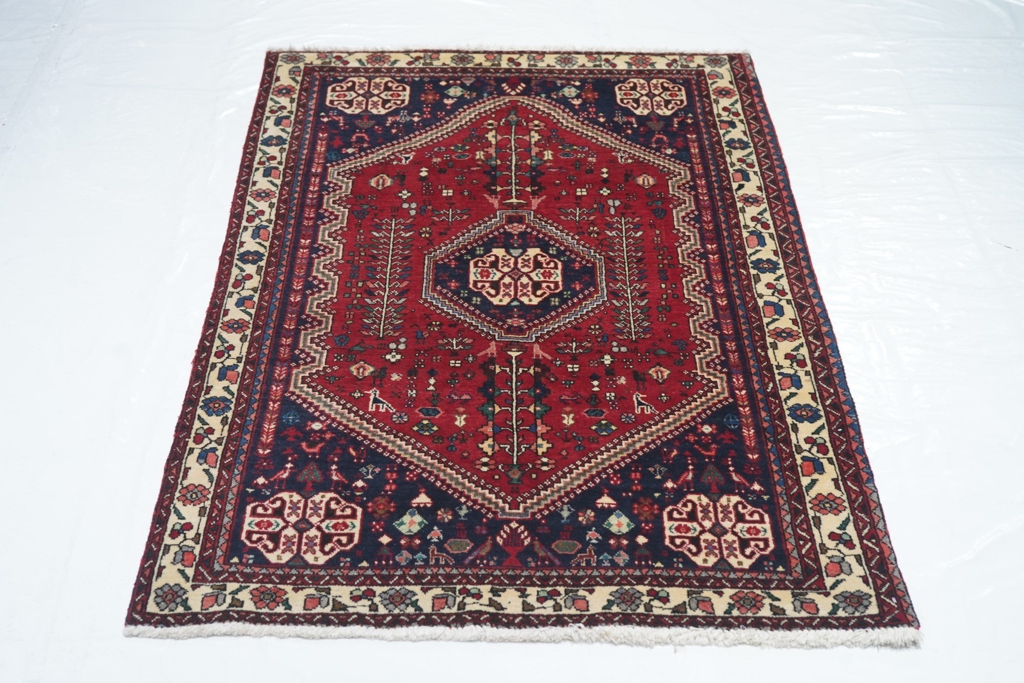 Vintage Abadeh Rug 3'4'' x 5'2''