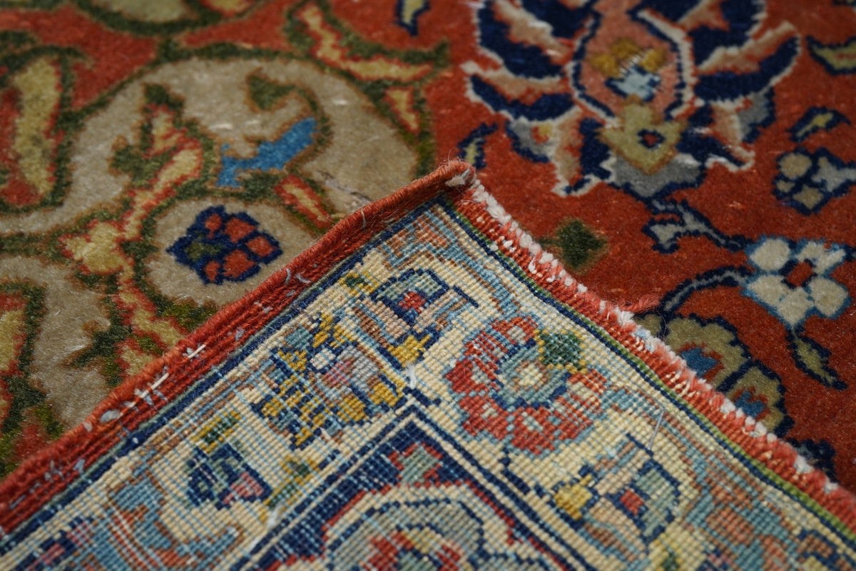 Fine Antique Isfahan Rug 4'6'' x 6'7''