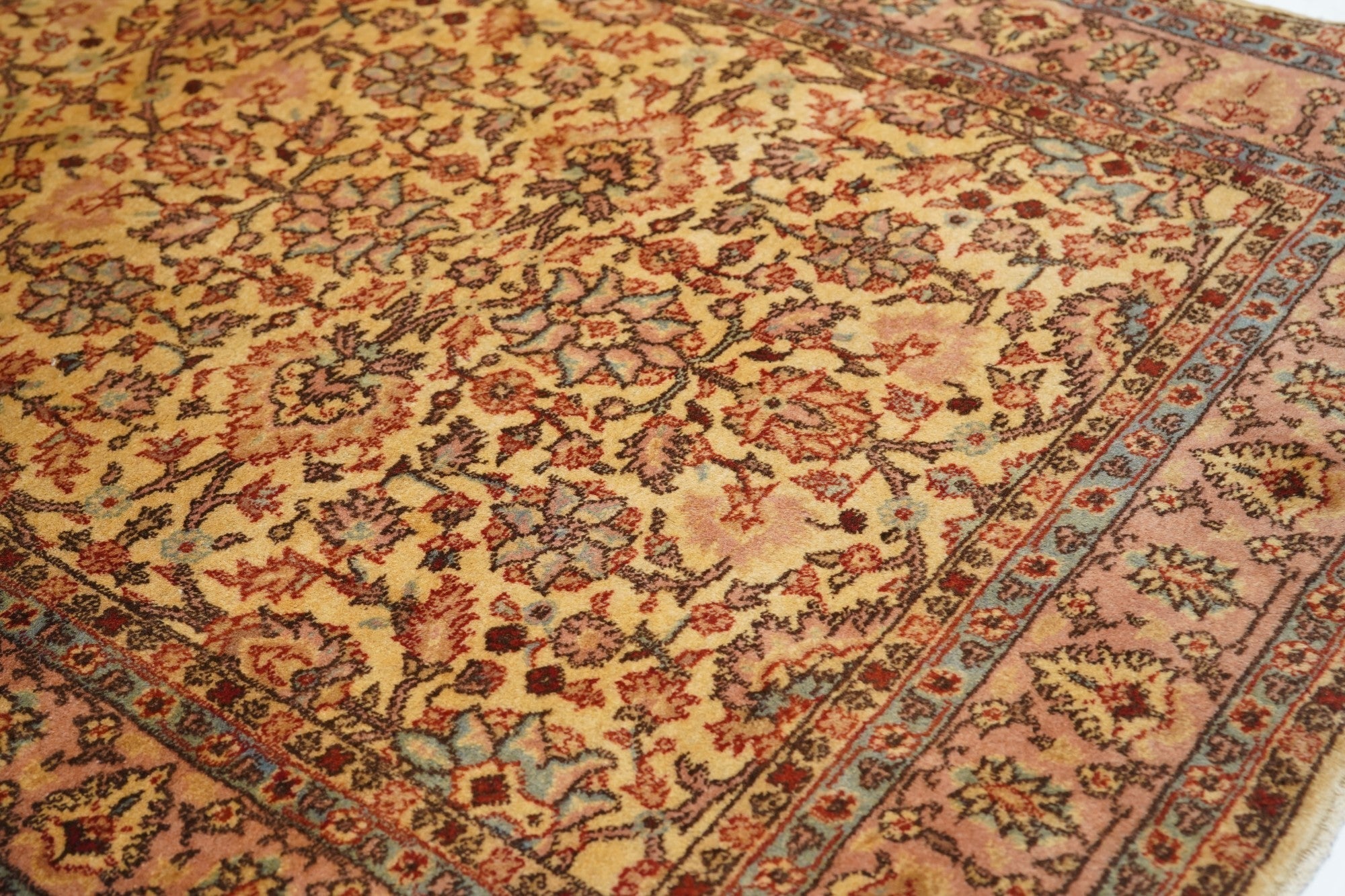 Vintage Turkish Sivas Rug 3'7'' x 6'5''