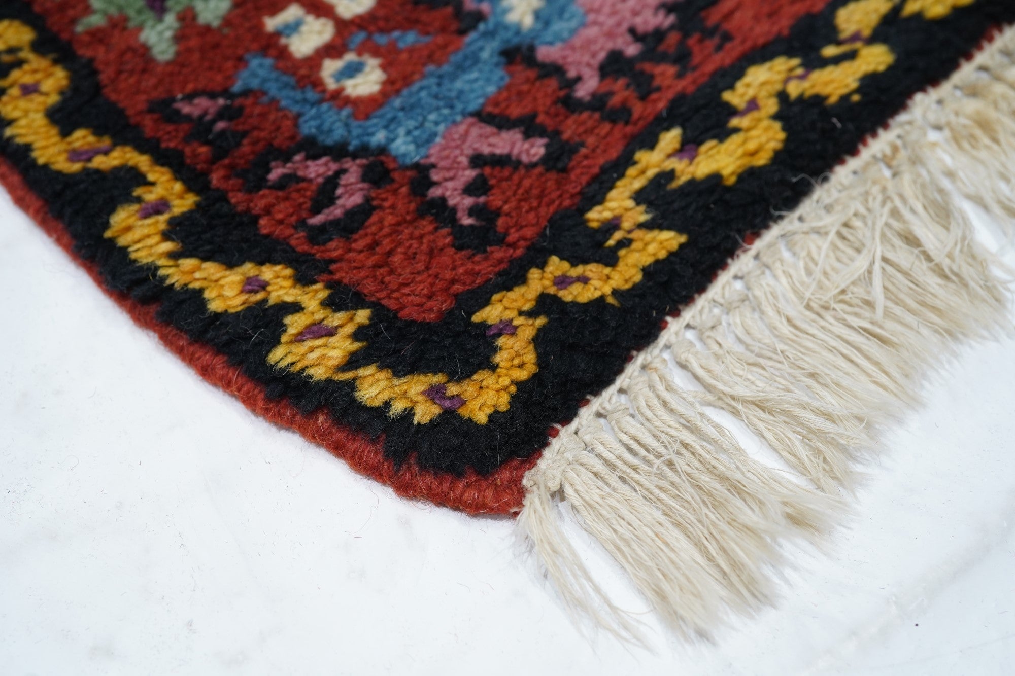 Vintage Turkish Rug 2'6'' x 4'0"