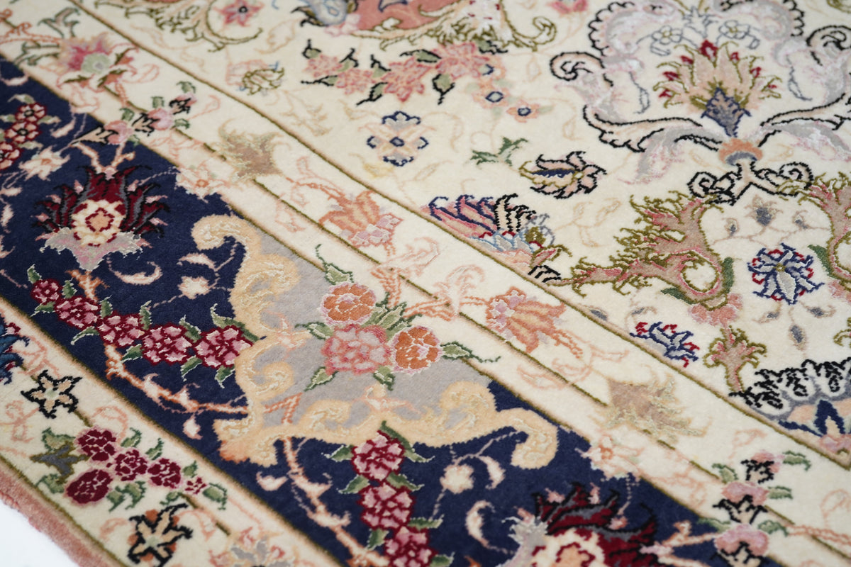 Tabriz Rug 4'9'' x 6'11''