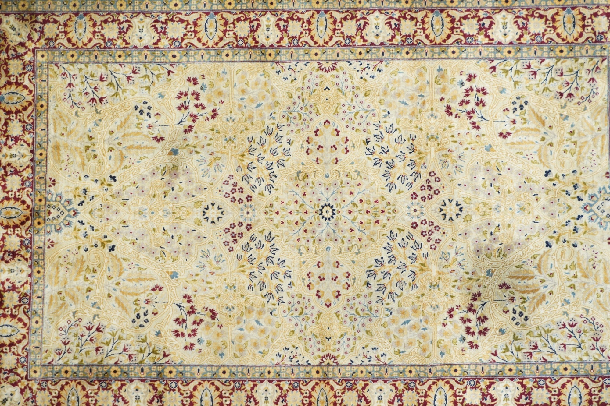 Pak Rug 4'7'' x 7'4''