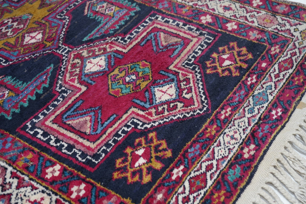 Vintage NW Runner 3'4'' x 10'1''