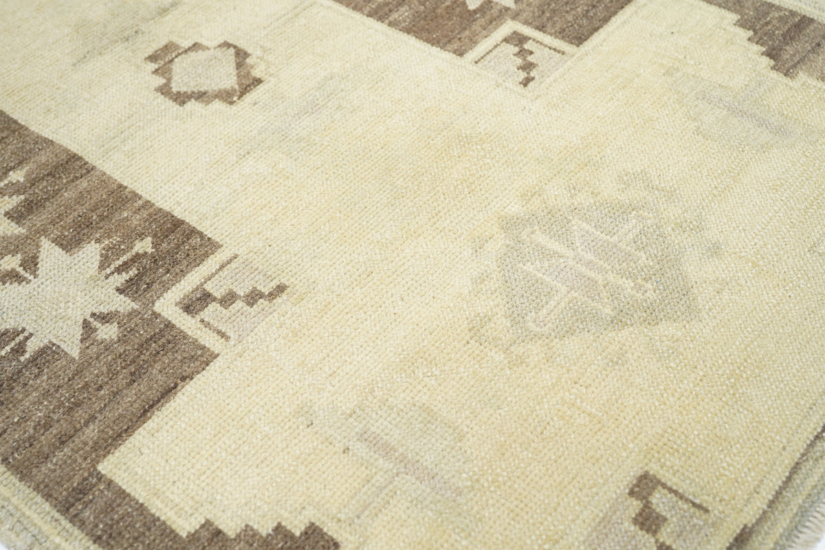 Turkish Rug 2'10'' x 4'11''