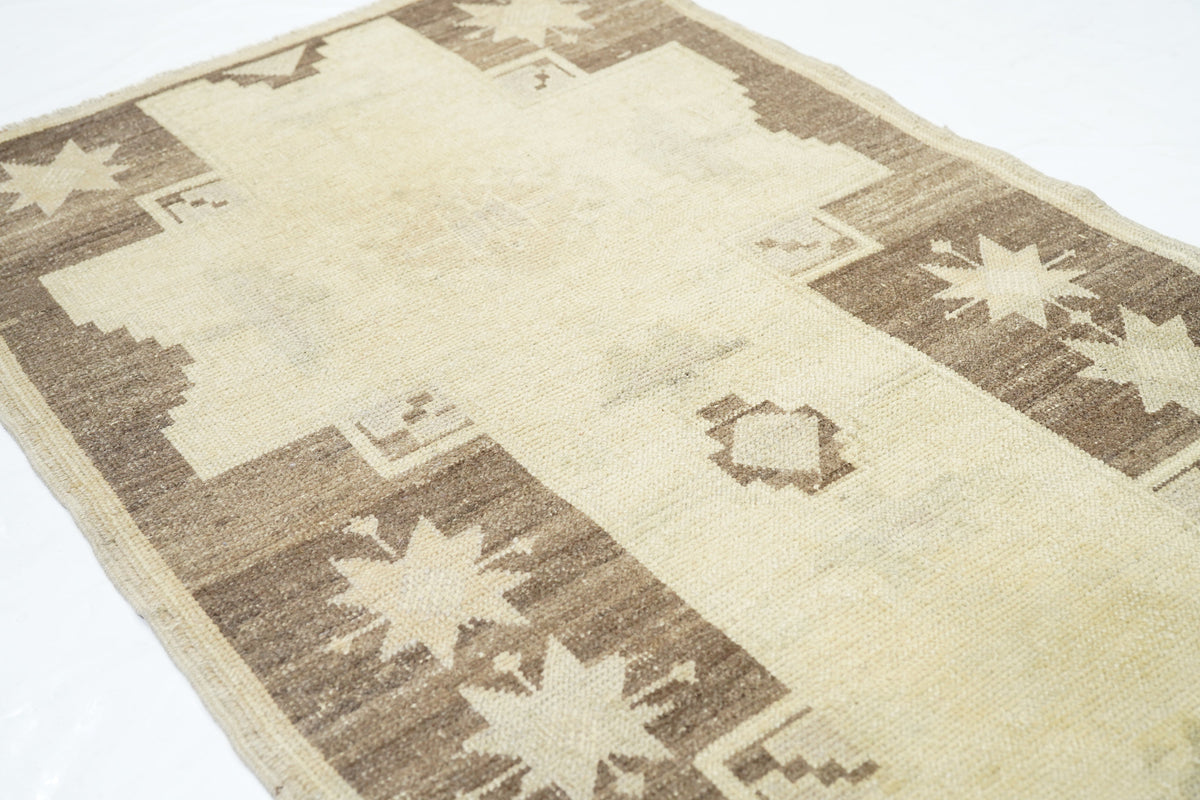Turkish Rug 2'10'' x 4'11''