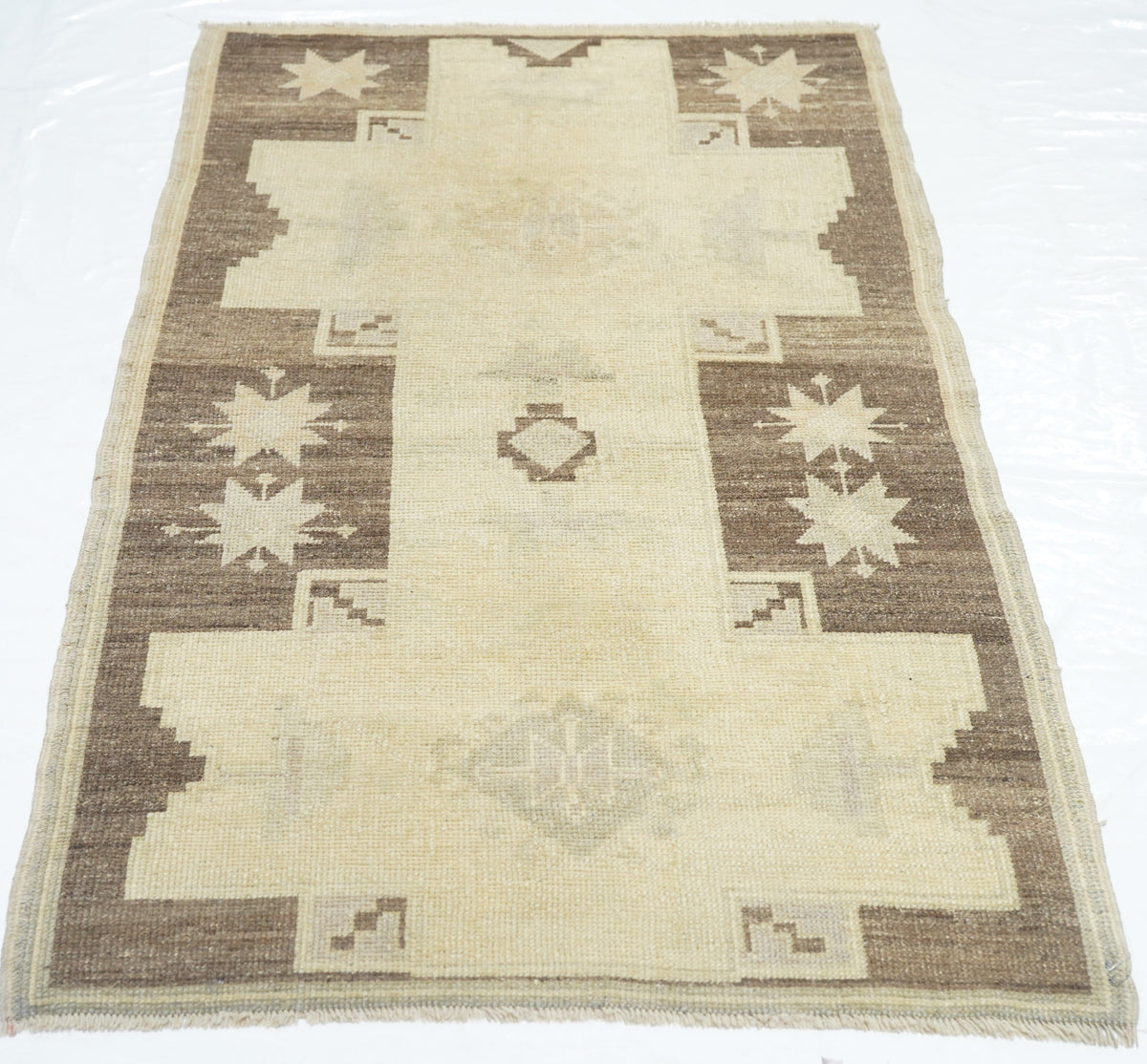 Turkish Rug 2'10'' x 4'11''