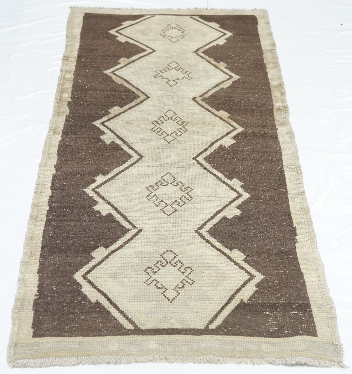 Vintage Turkish Rug 2'7'' x 6'6''