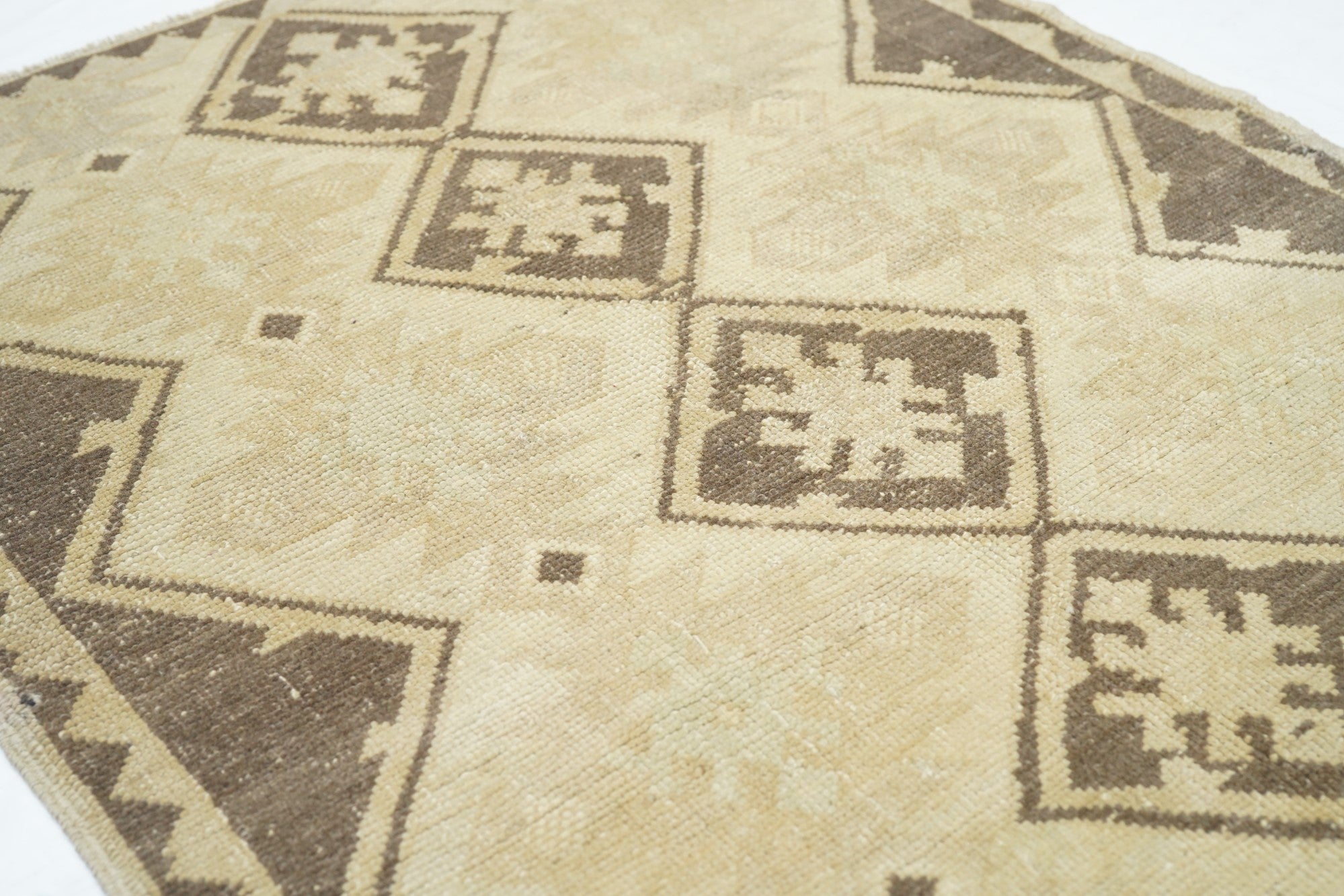 Vintage Oushak Rug 3'0" x 5'1''