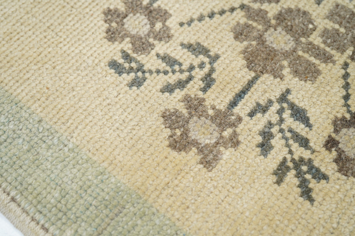 Oushak Rug 2'1'' x 6'2''