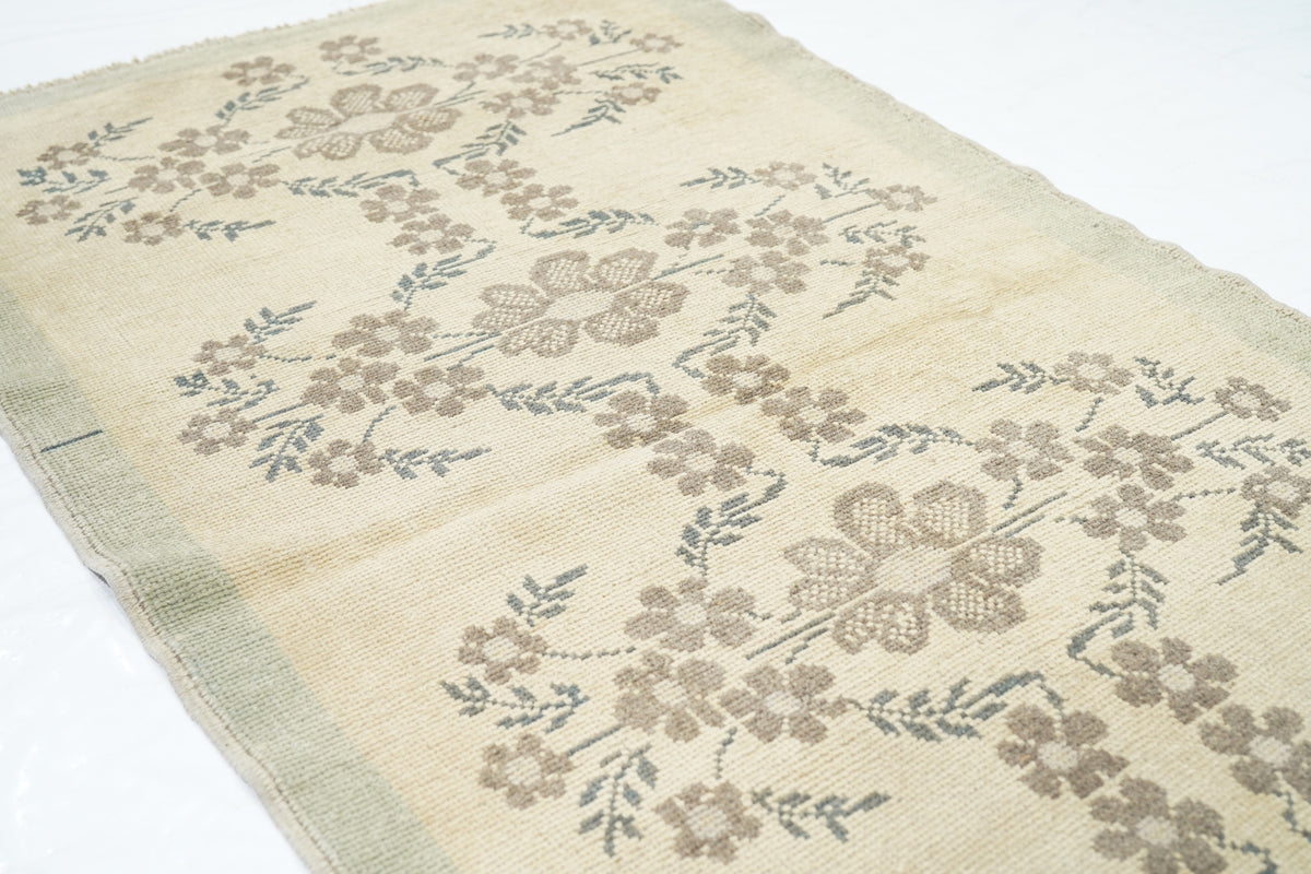 Oushak Rug 2'1'' x 6'2''