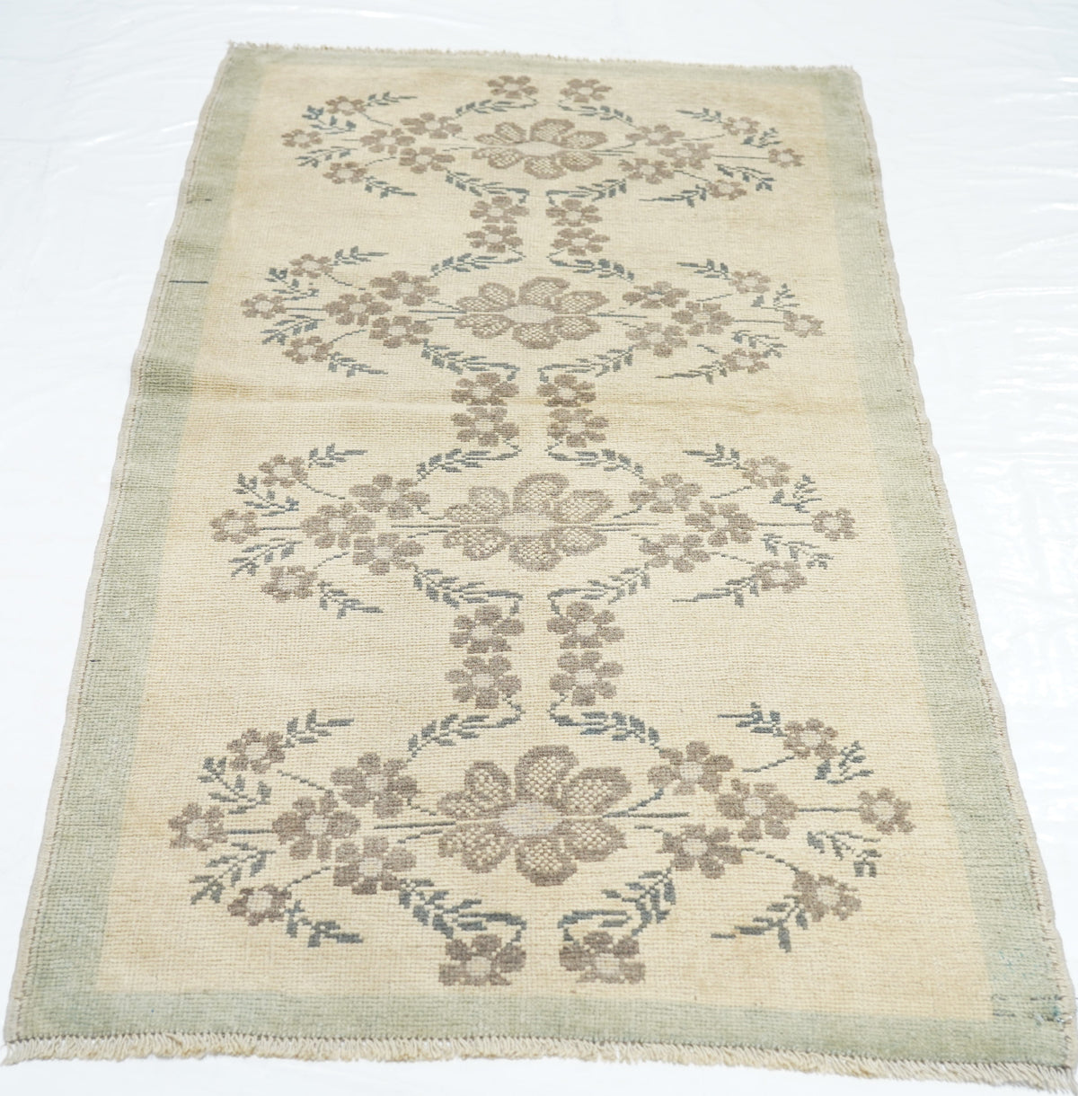 Oushak Rug 2'1'' x 6'2''