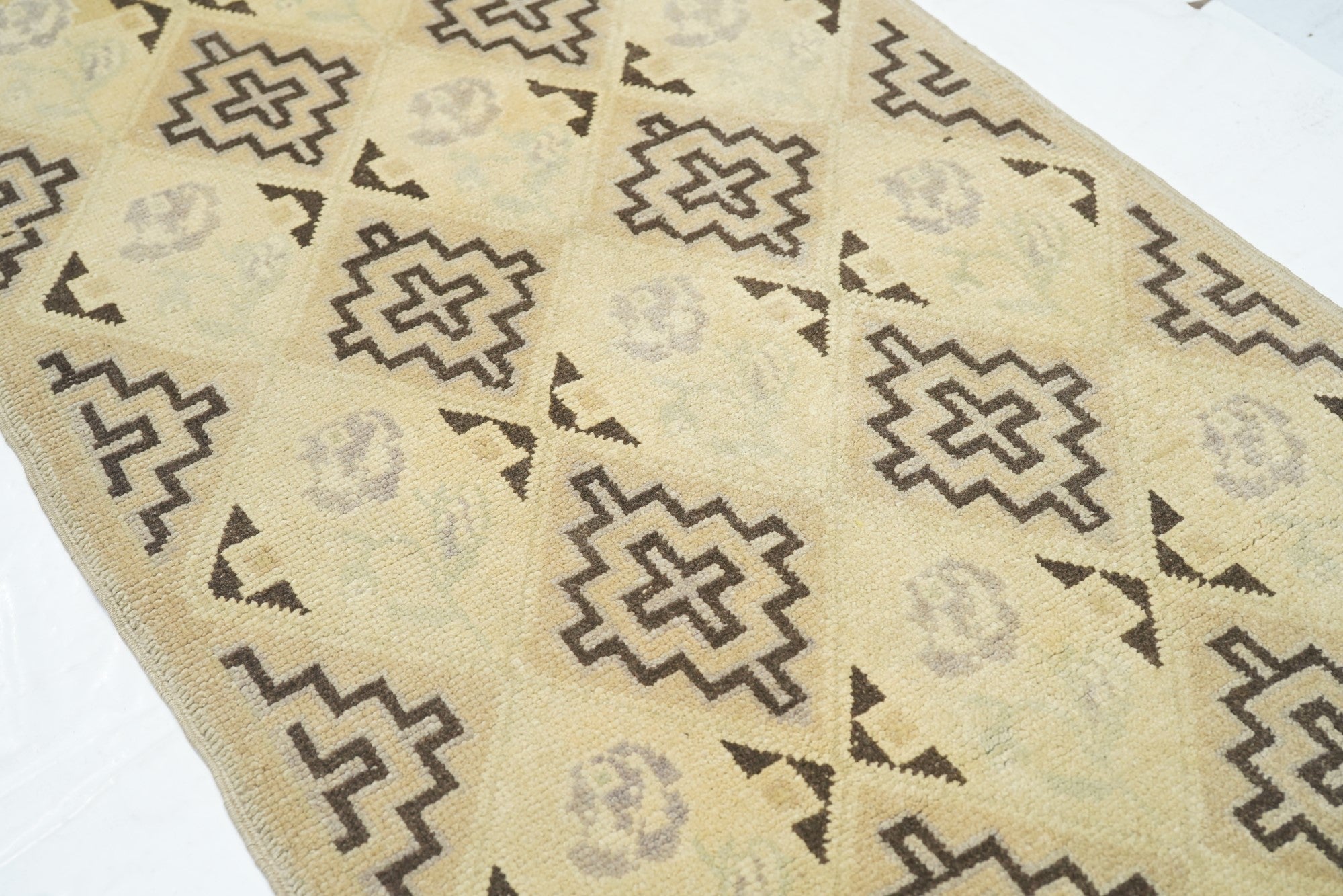 Turkish Geometric Runner 2'7'' x 7'0"