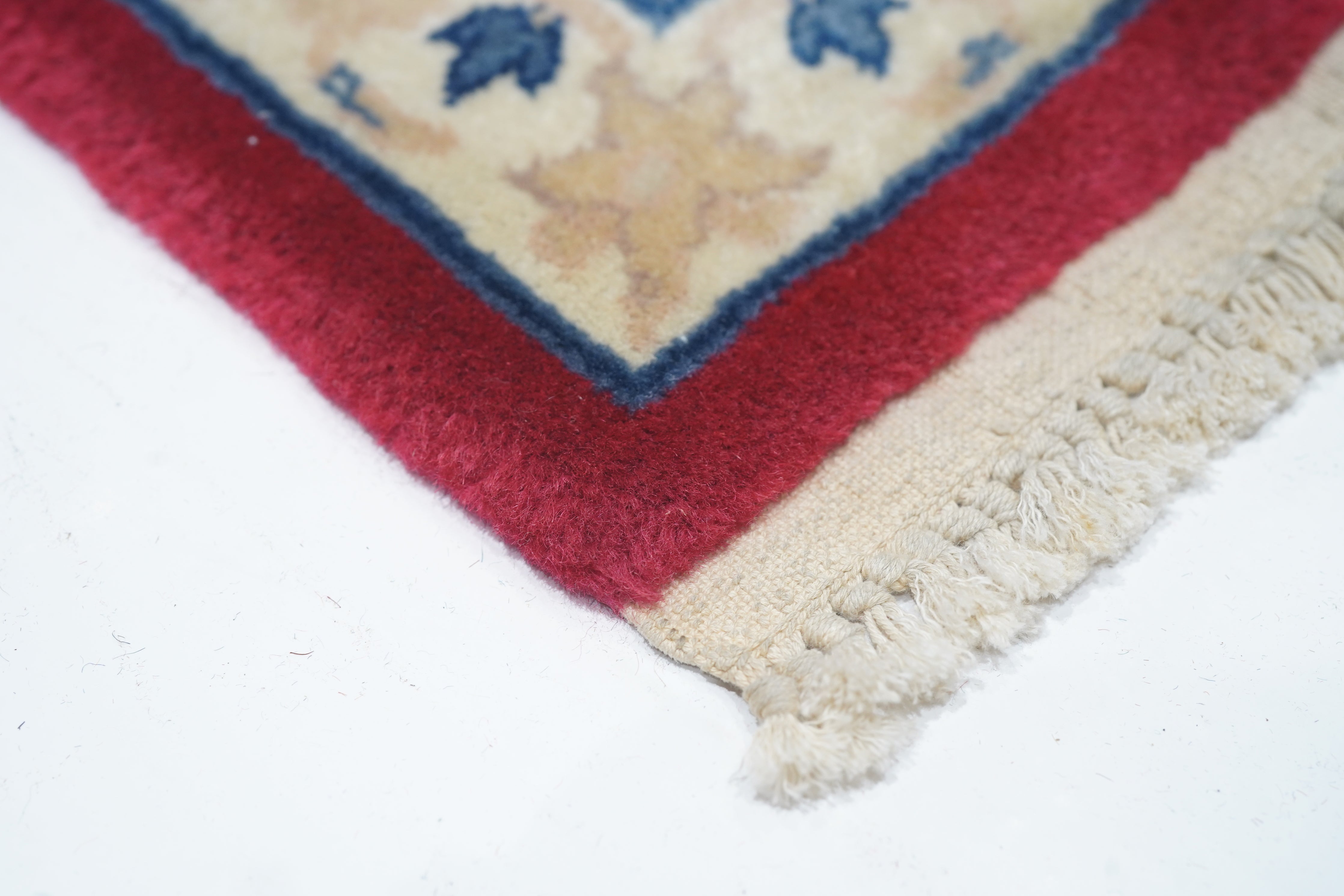 Vintage Isfahan Rug 4'0'' x 6'0''