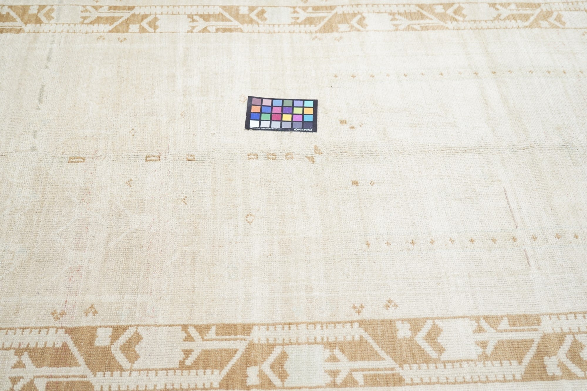 Vintage Oushak Rug 4'0" x 7'2''
